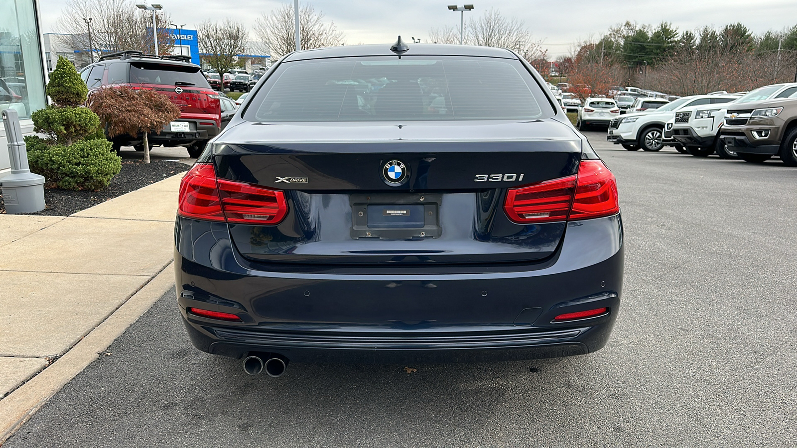 2017 BMW 3 Series 330i xDrive 6