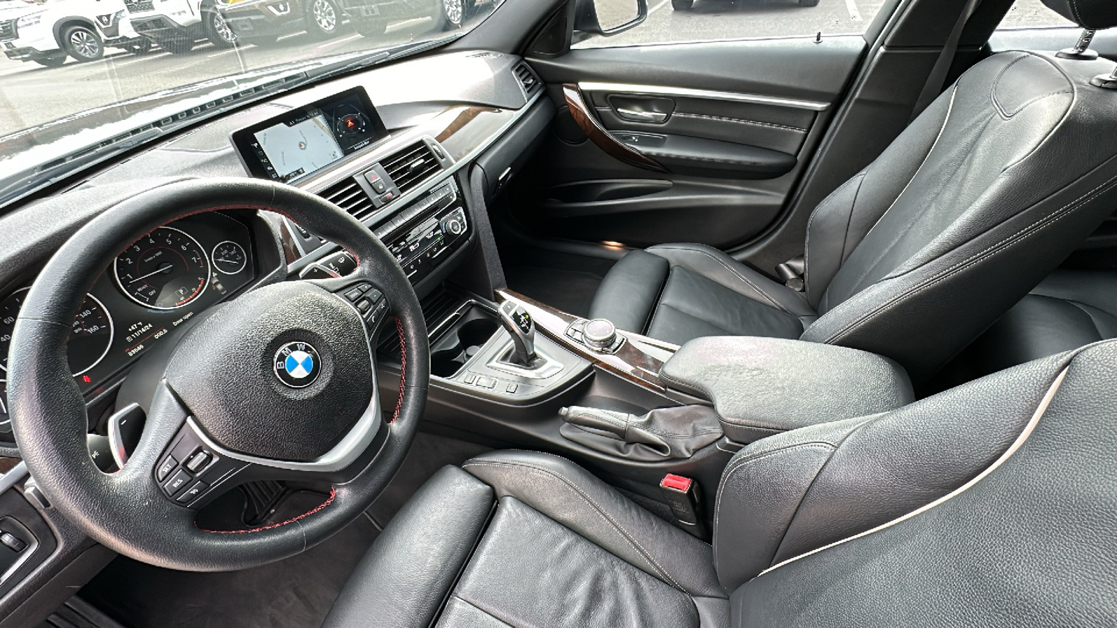 2017 BMW 3 Series 330i xDrive 23