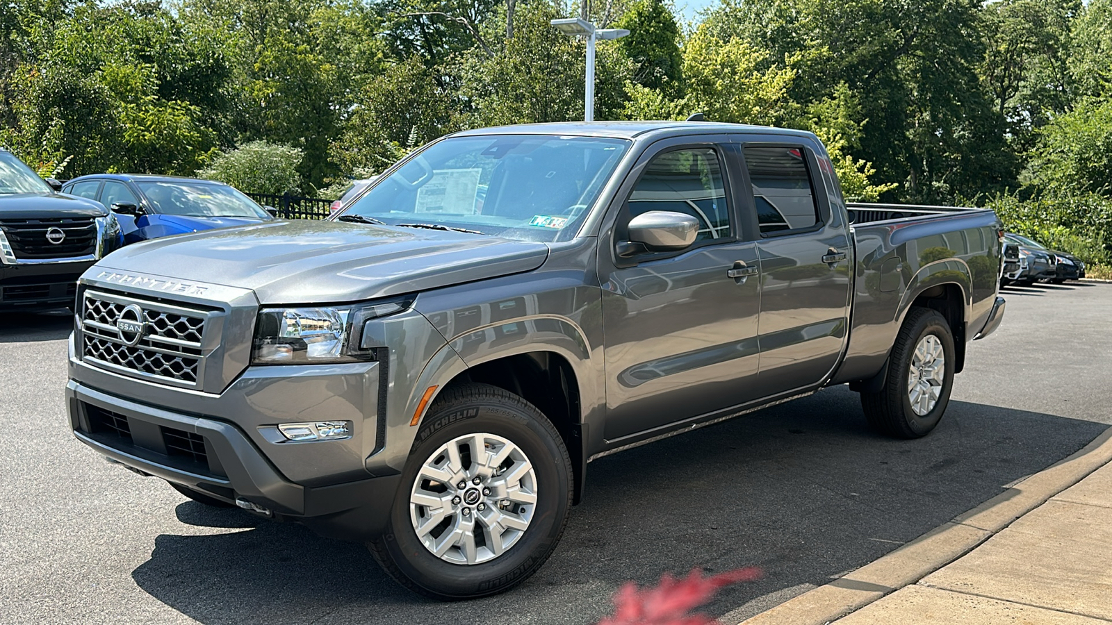 2024 Nissan Frontier SV 1