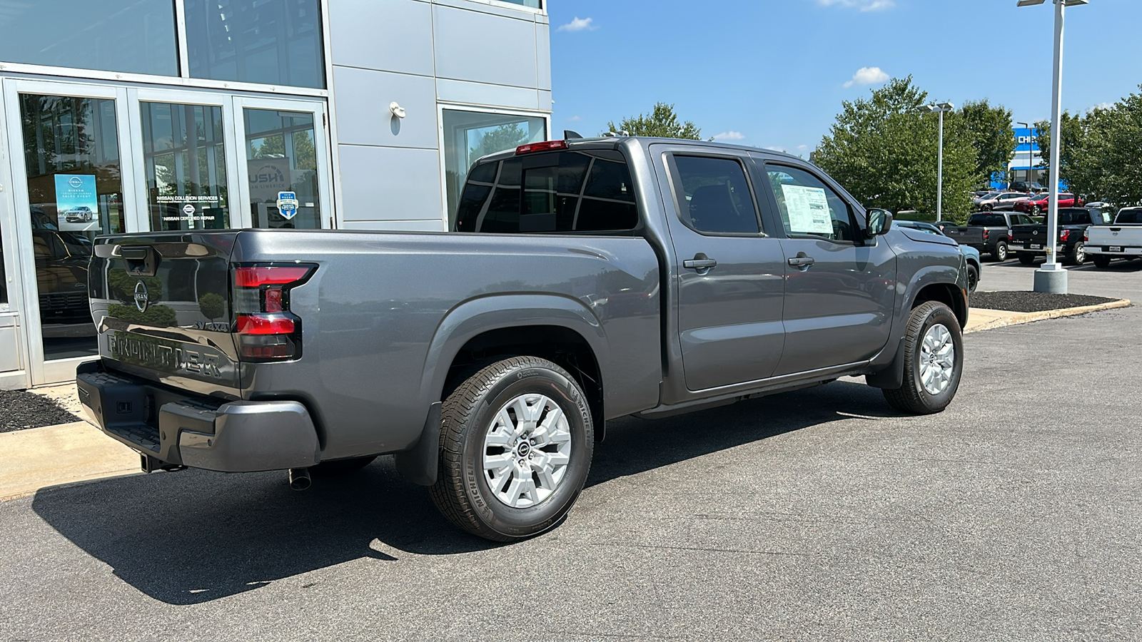 2024 Nissan Frontier SV 5