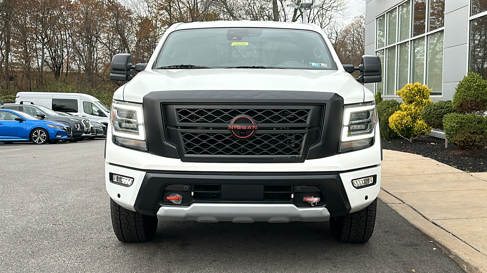 2024 Nissan Titan PRO-4X 3