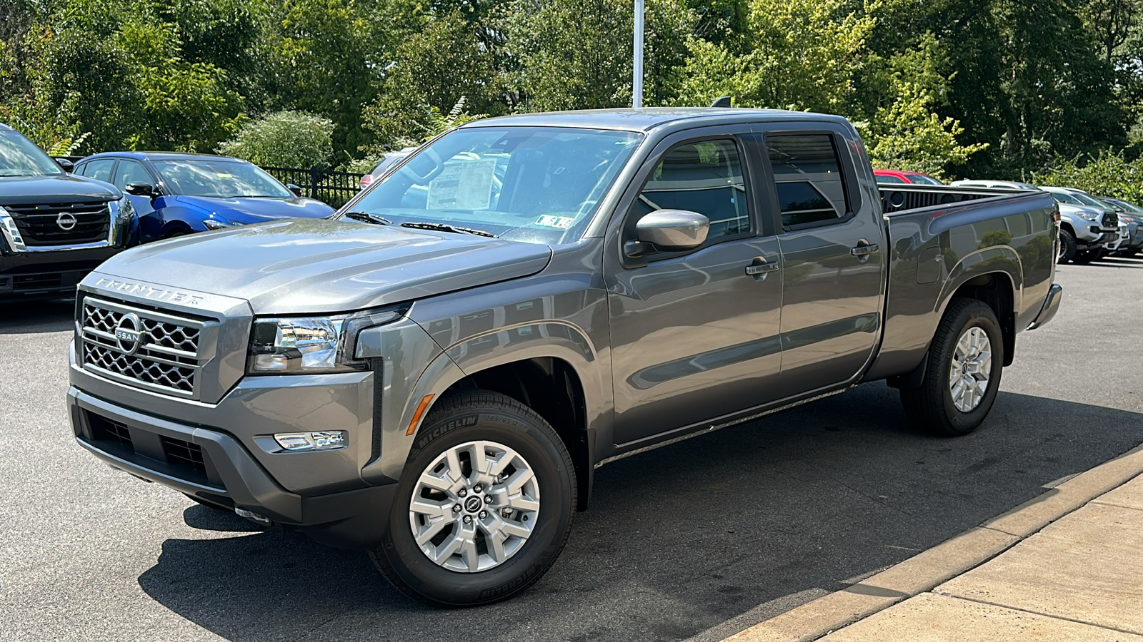 2024 Nissan Frontier SV 1