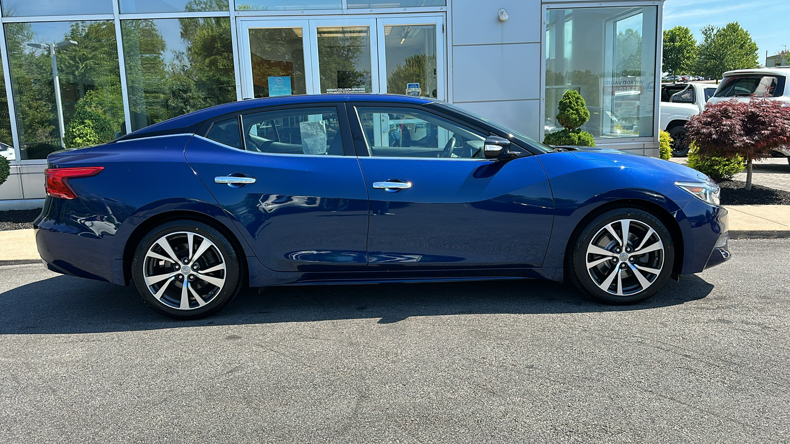 2017 Nissan Maxima SL 28