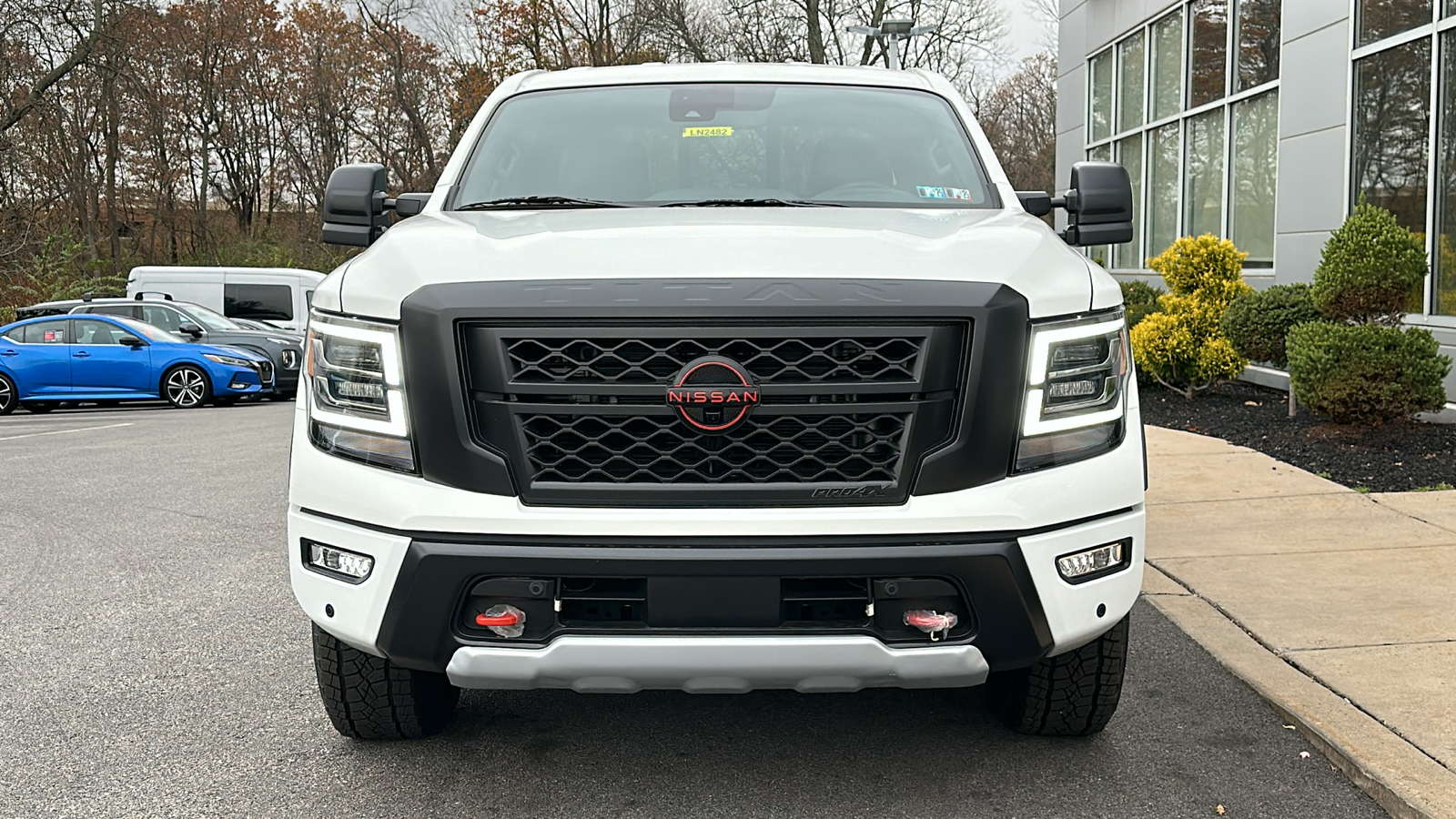 2024 Nissan Titan PRO-4X 3