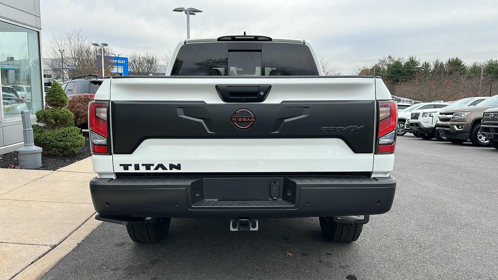 2024 Nissan Titan PRO-4X 4