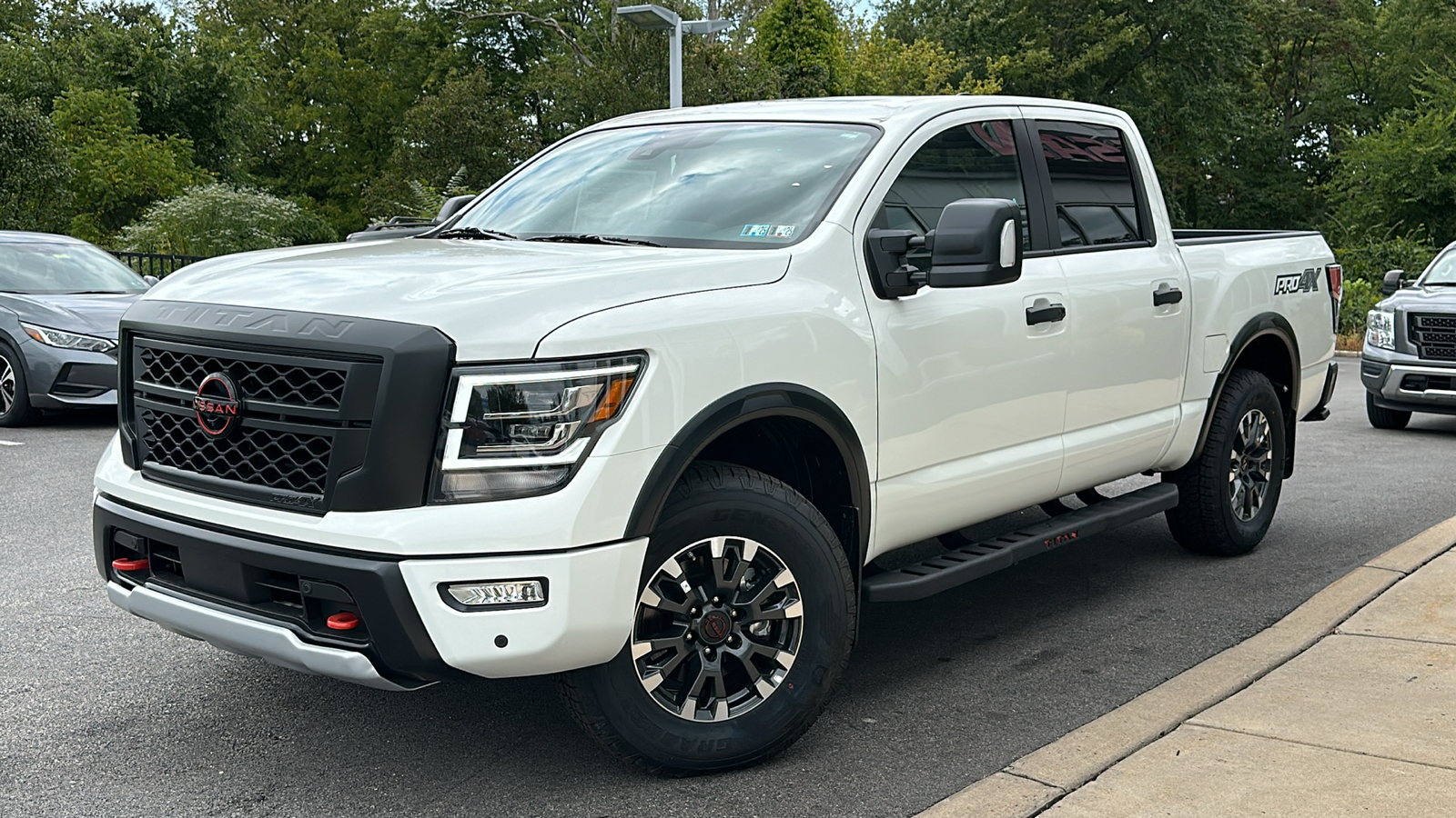 2024 Nissan Titan PRO-4X 1