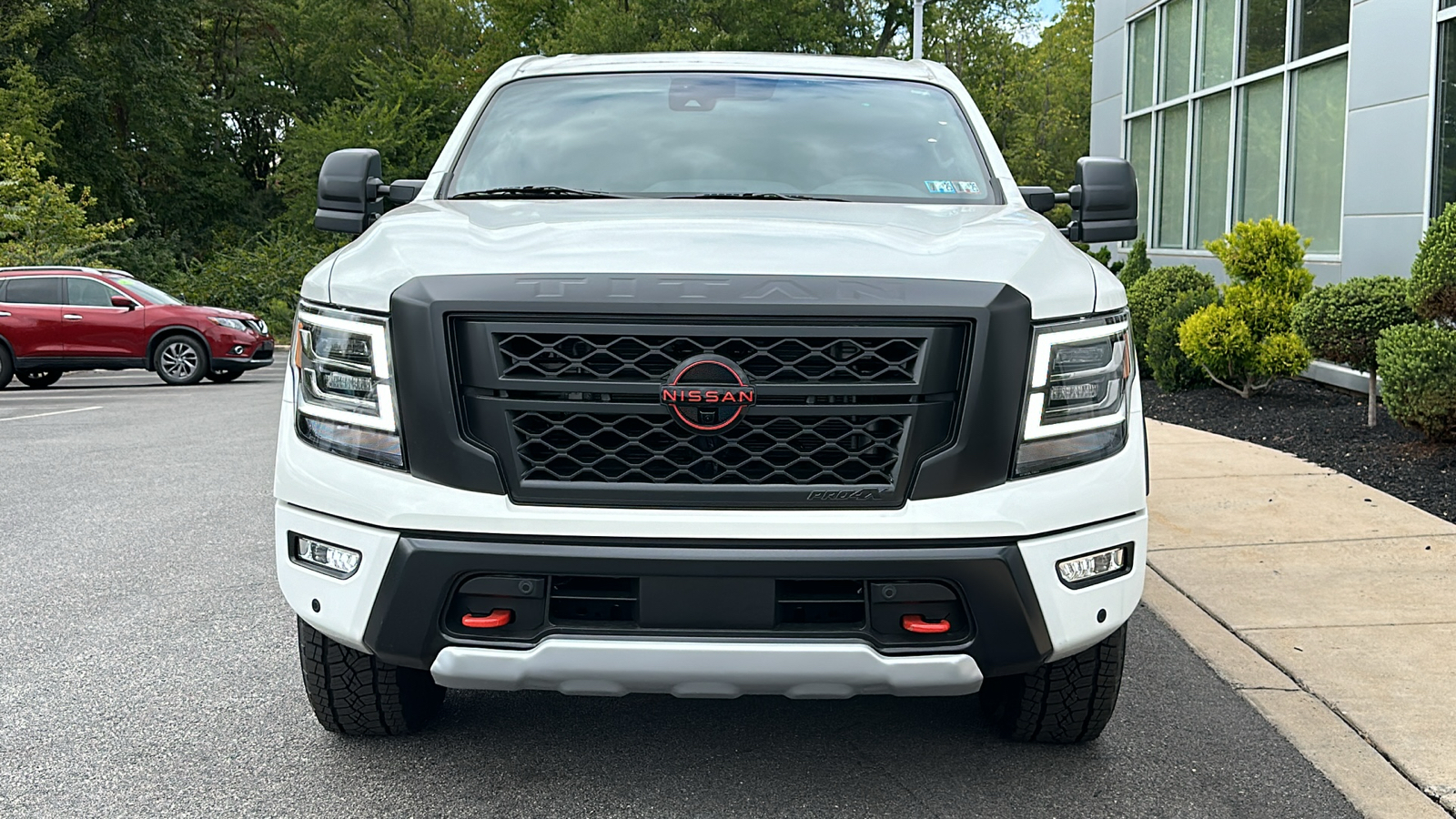 2024 Nissan Titan PRO-4X 3