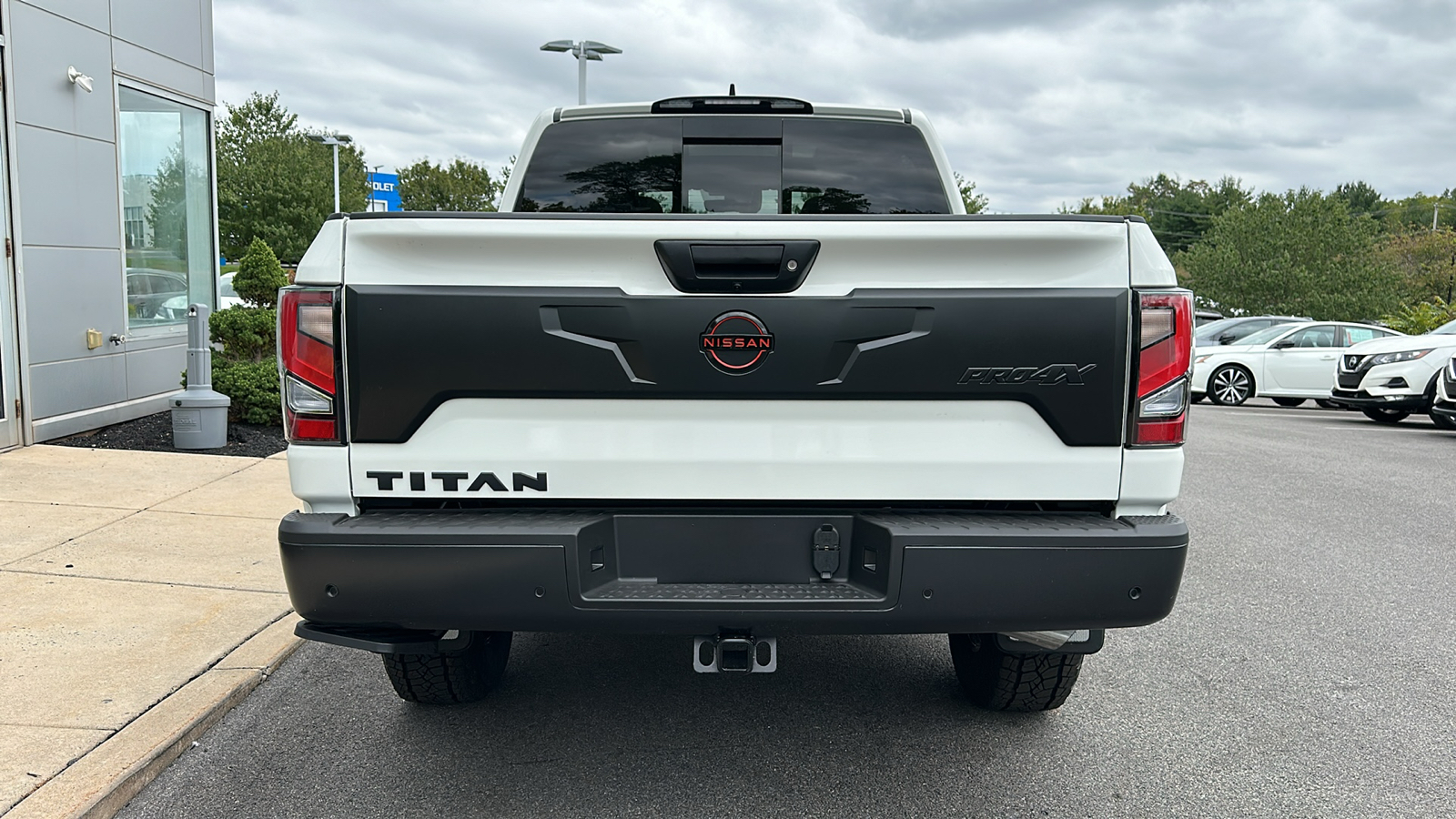 2024 Nissan Titan PRO-4X 4