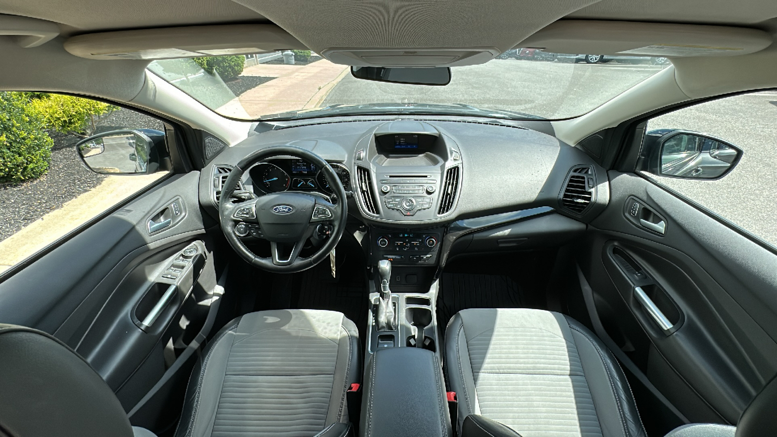 2018 Ford Escape SE 28