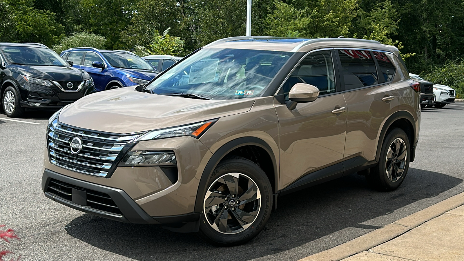 2024 Nissan Rogue SV 1