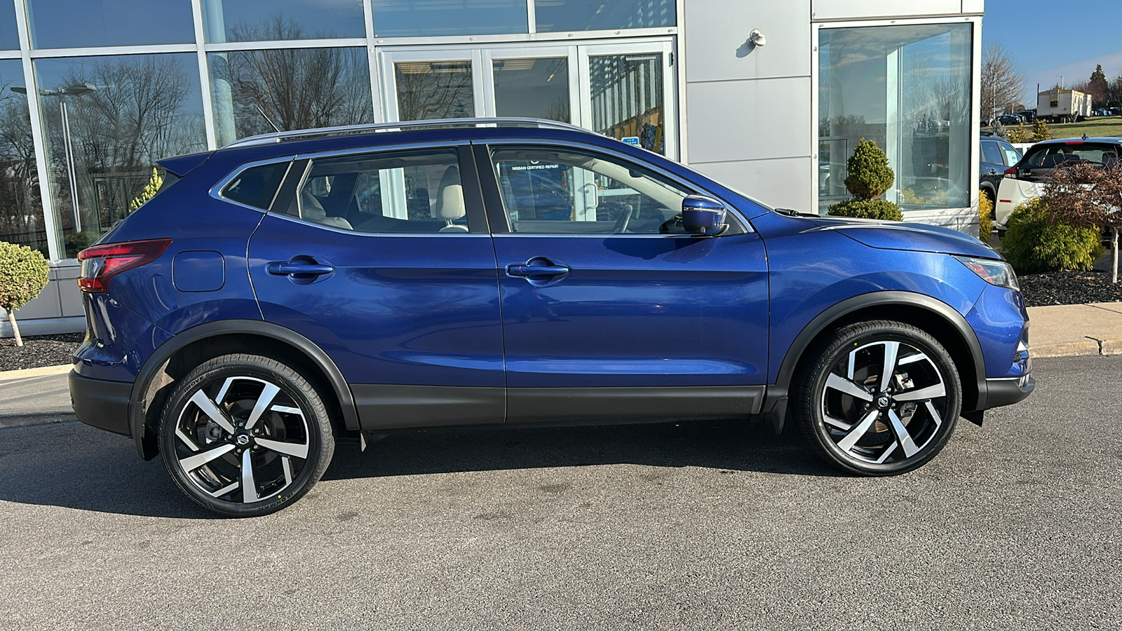 2021 Nissan Rogue Sport SL 28