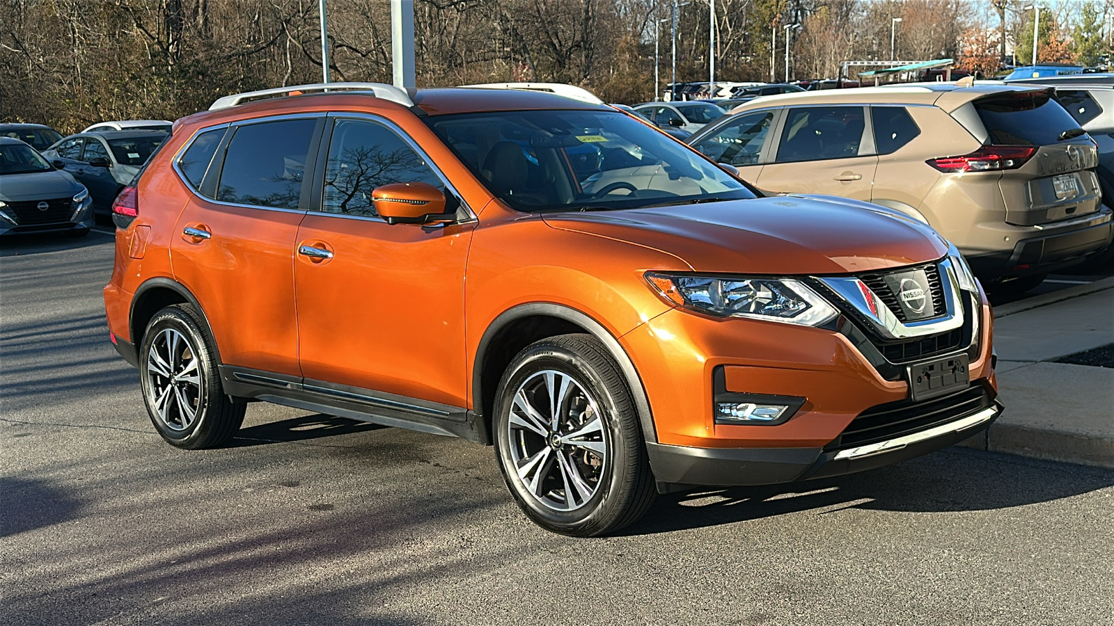 2017 Nissan Rogue SL 2