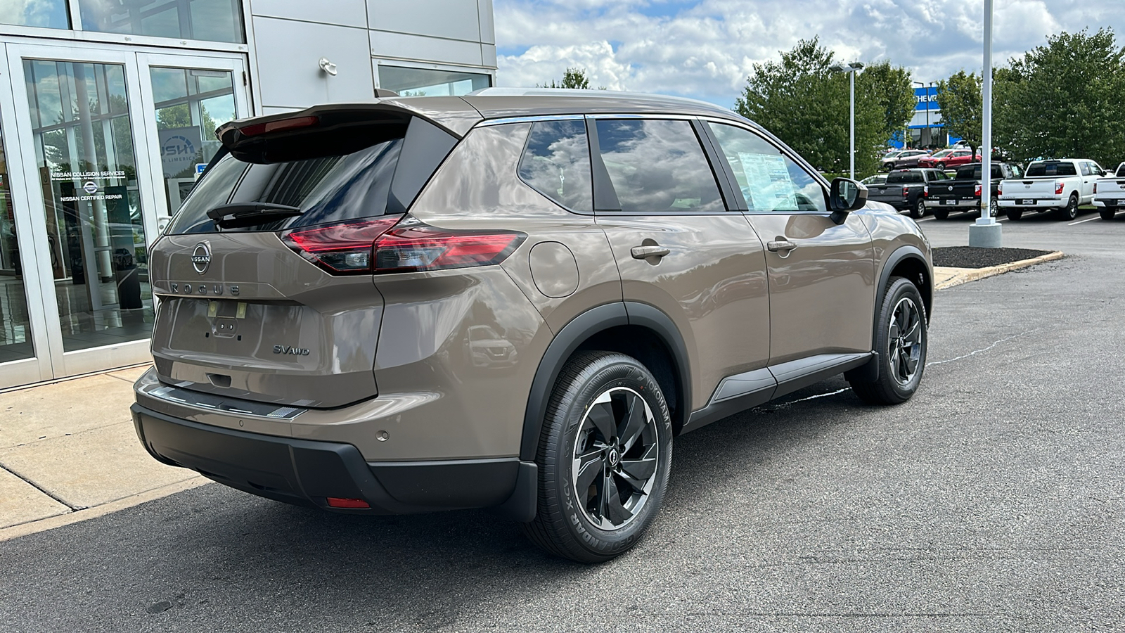 2024 Nissan Rogue SV 5