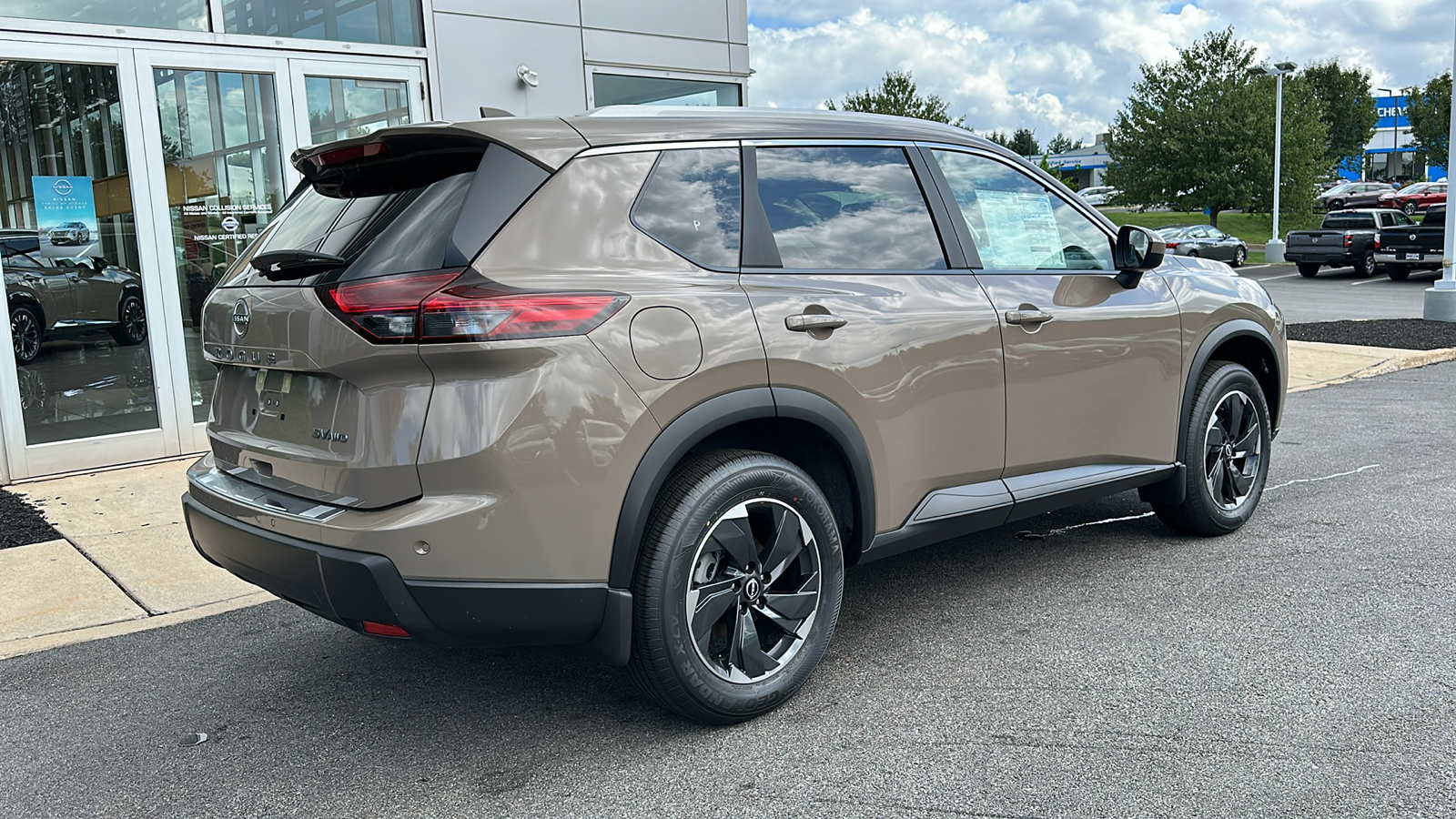 2024 Nissan Rogue SV 5