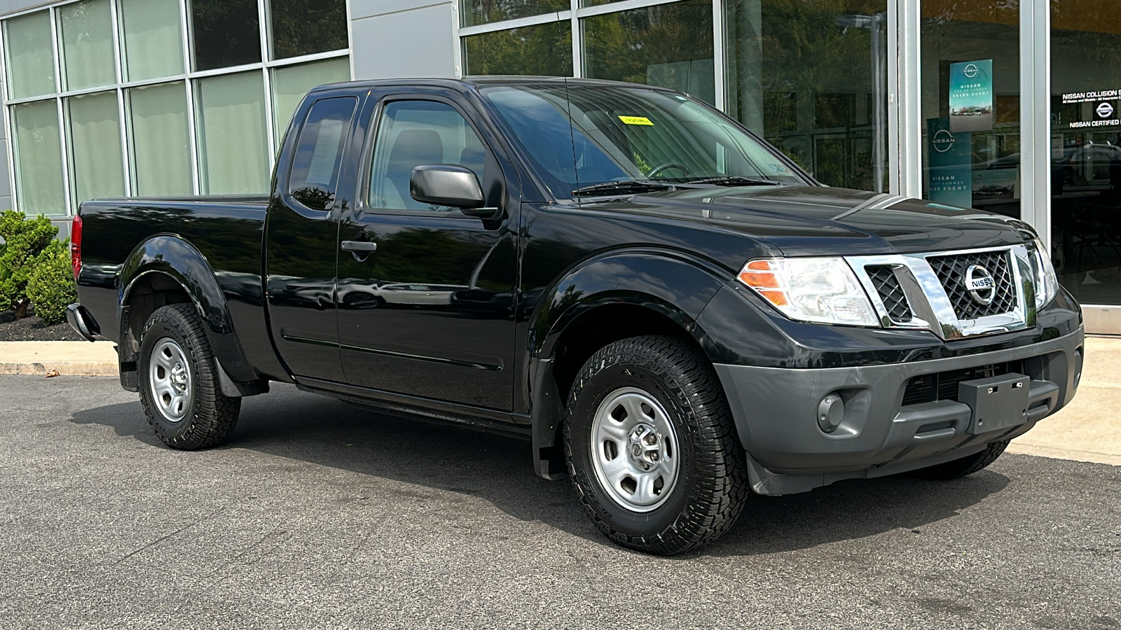 2017 Nissan Frontier S 2