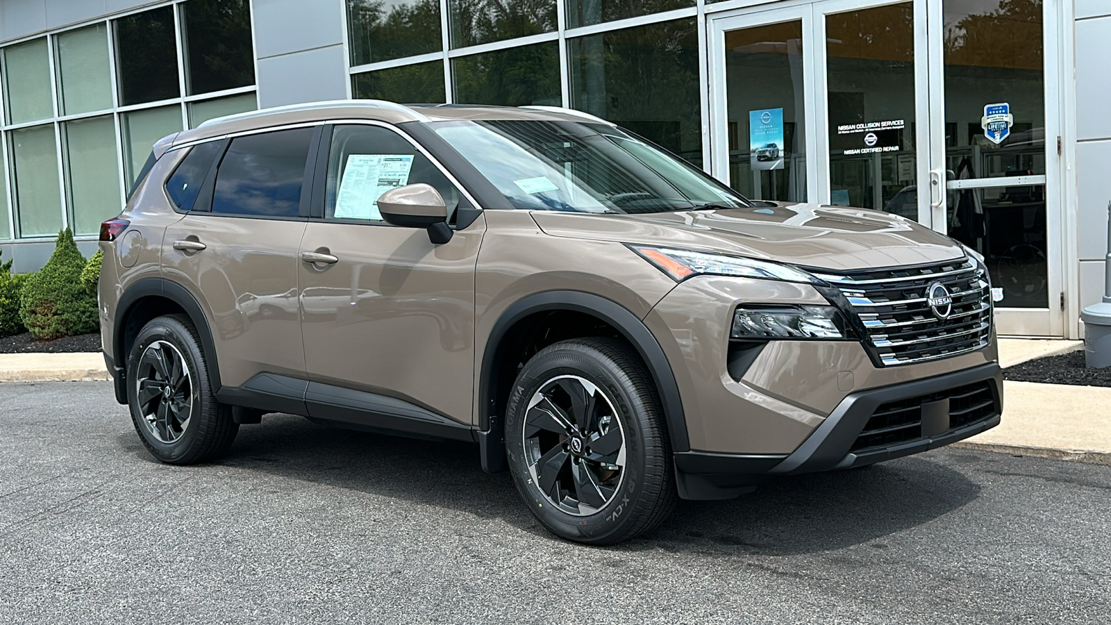 2024 Nissan Rogue SV 2