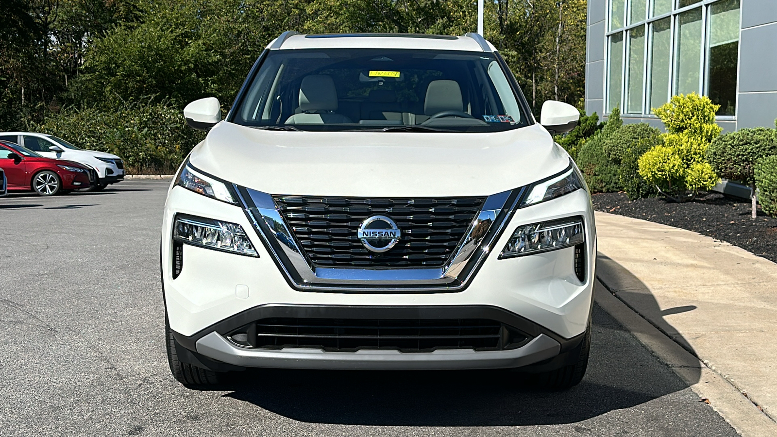 2021 Nissan Rogue SV 3