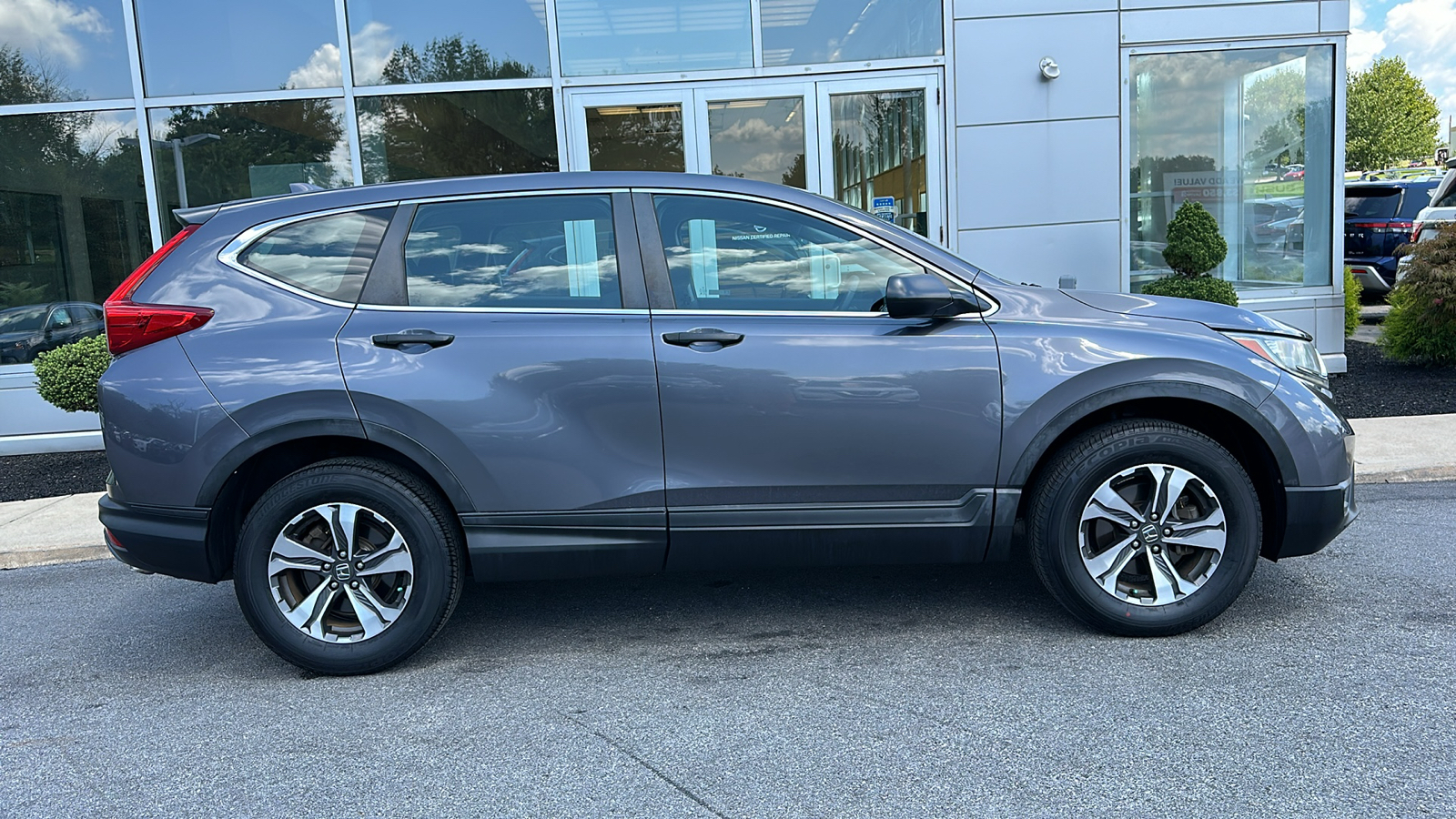 2018 Honda CR-V LX 28