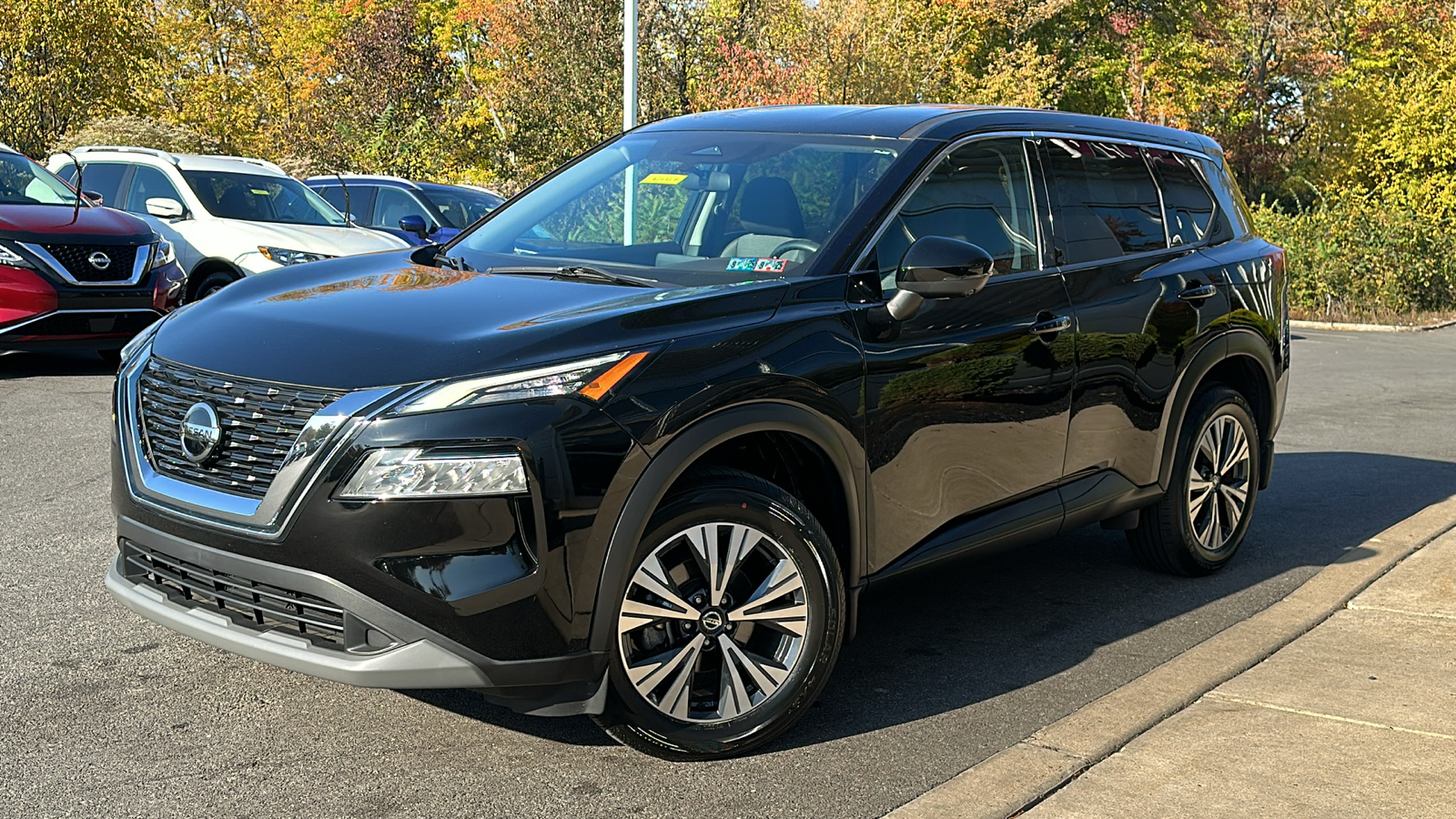 2021 Nissan Rogue SV 1