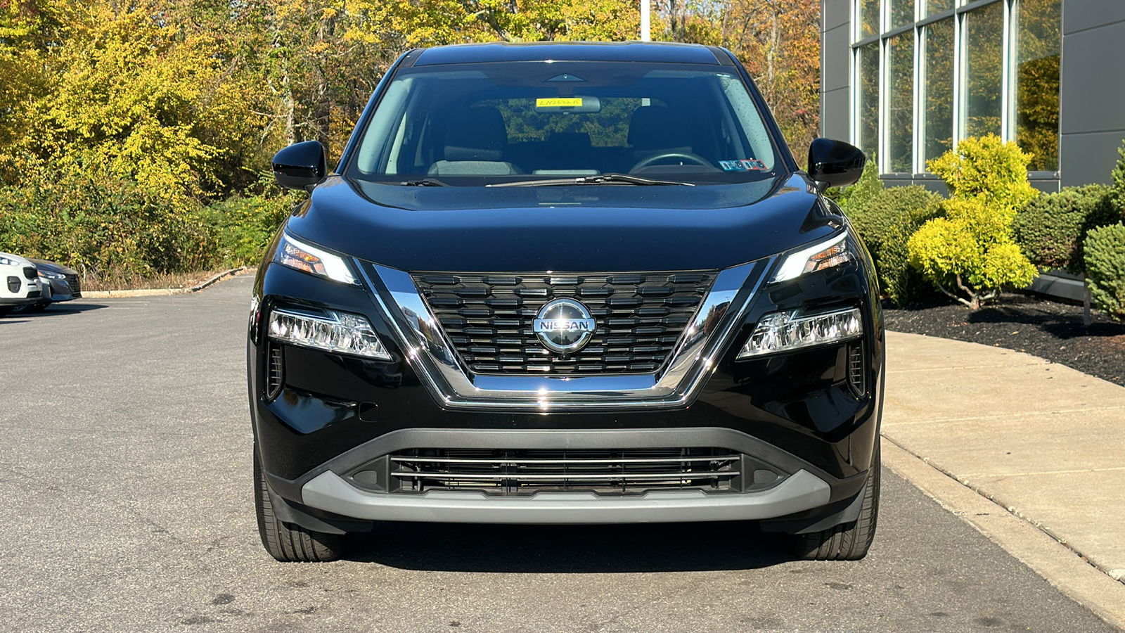 2021 Nissan Rogue SV 3