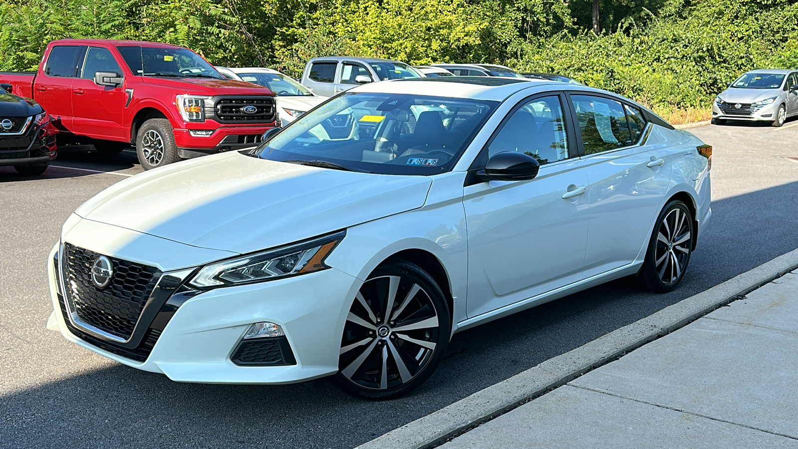 2021 Nissan Altima 2.0 SR 1