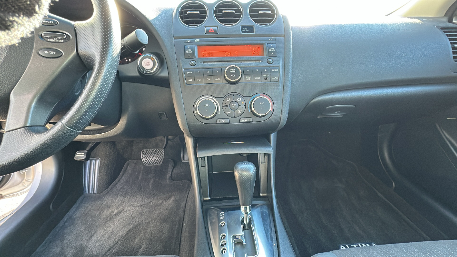 2010 Nissan Altima 2.5 S 18