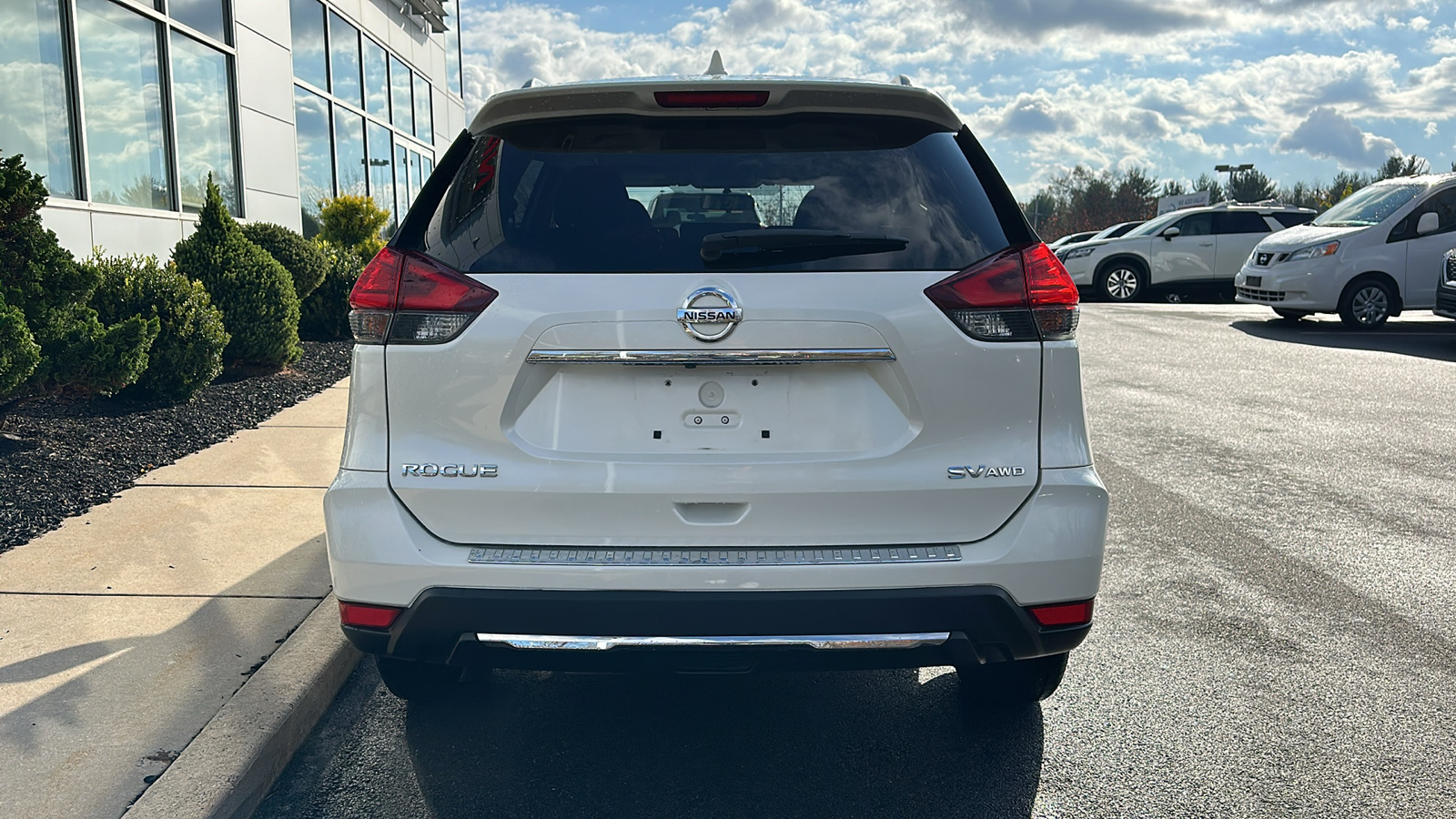 2017 Nissan Rogue SV 5