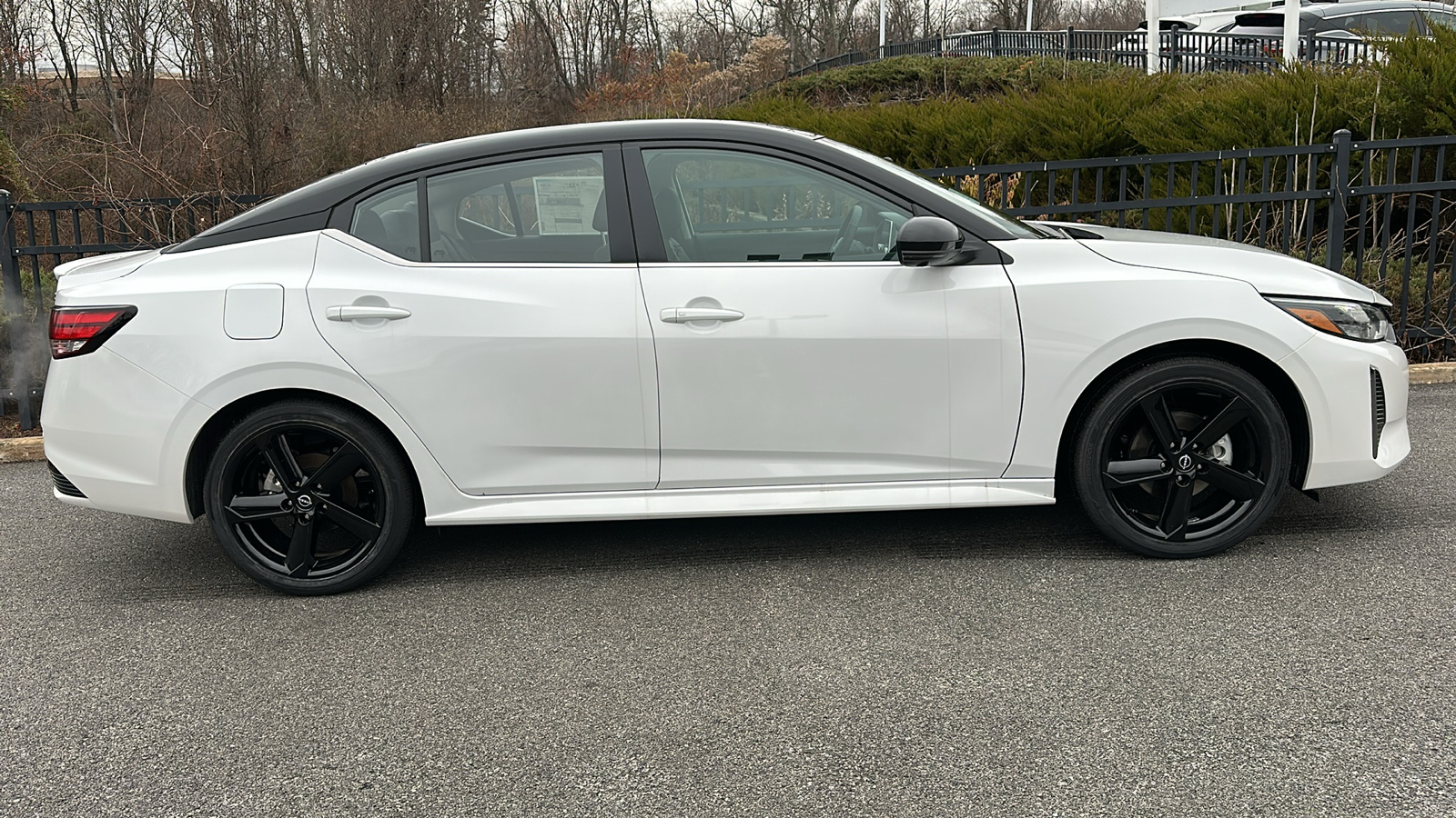 2025 Nissan Sentra SR 13