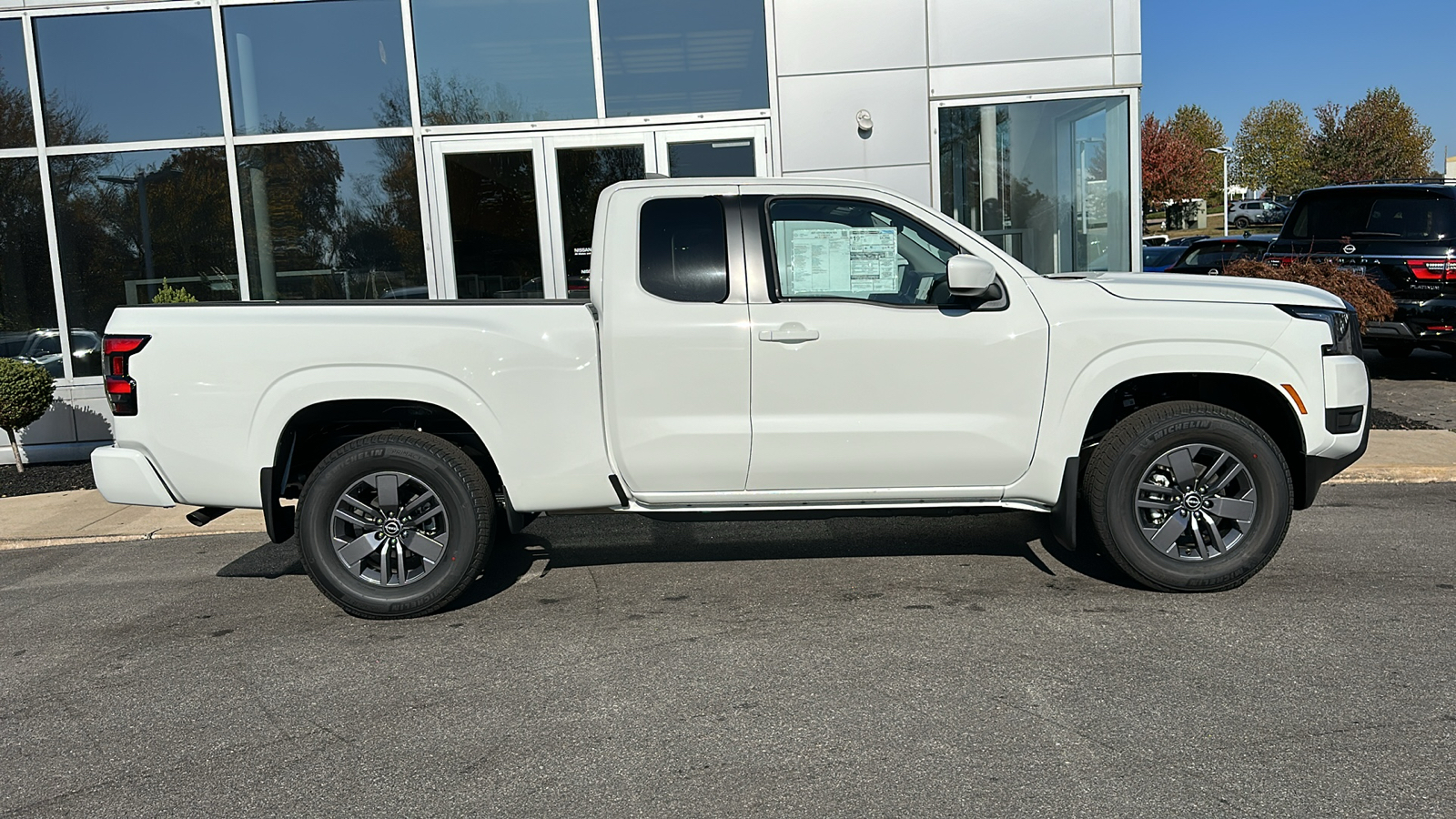 2025 Nissan Frontier SV 12