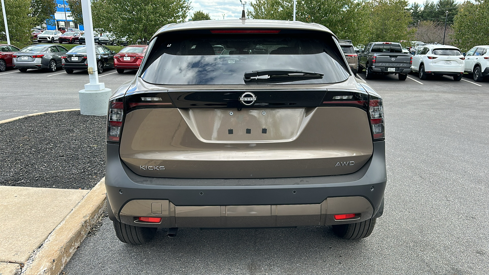 2025 Nissan Kicks SV 4