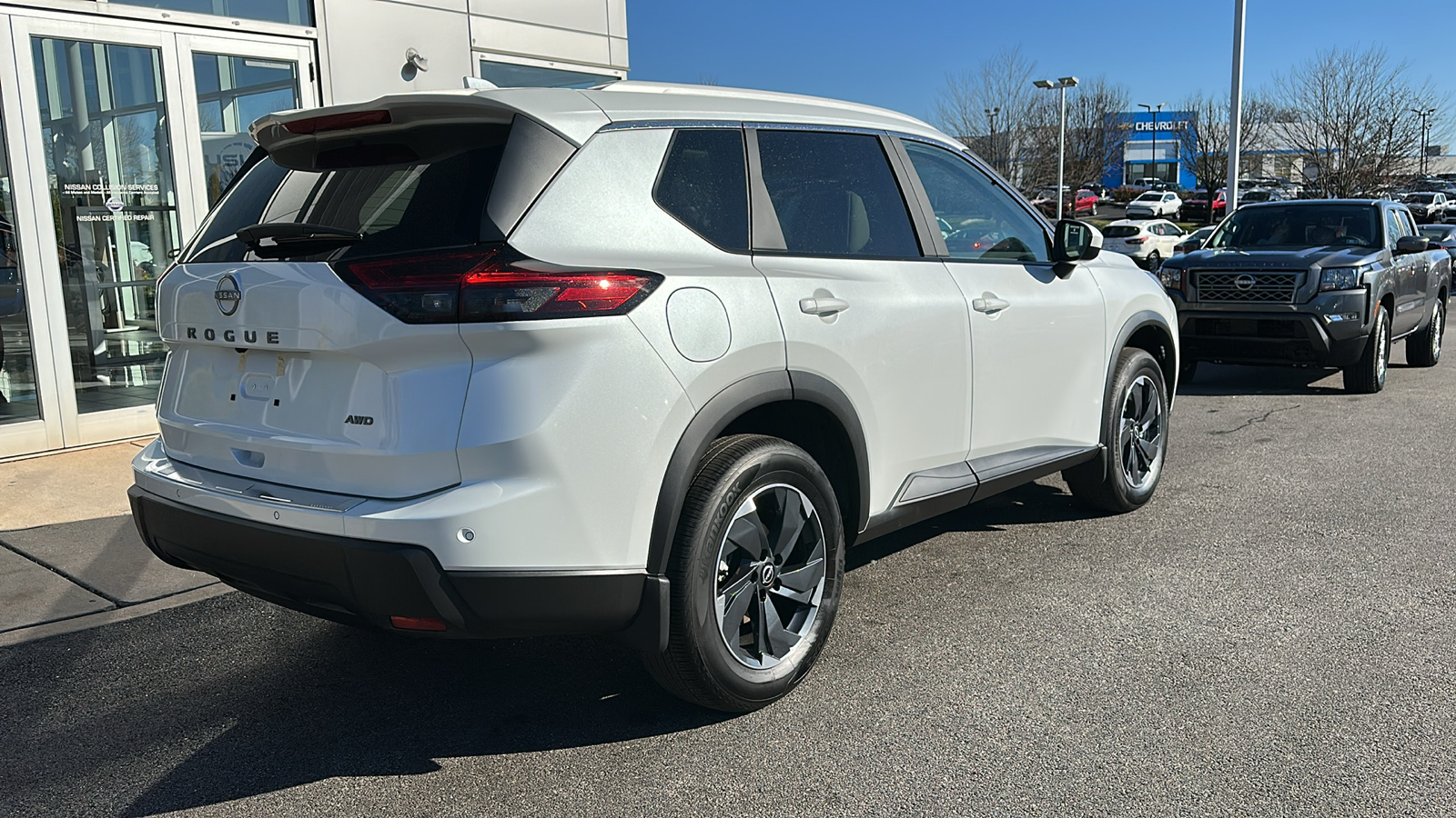 2025 Nissan Rogue SV 5