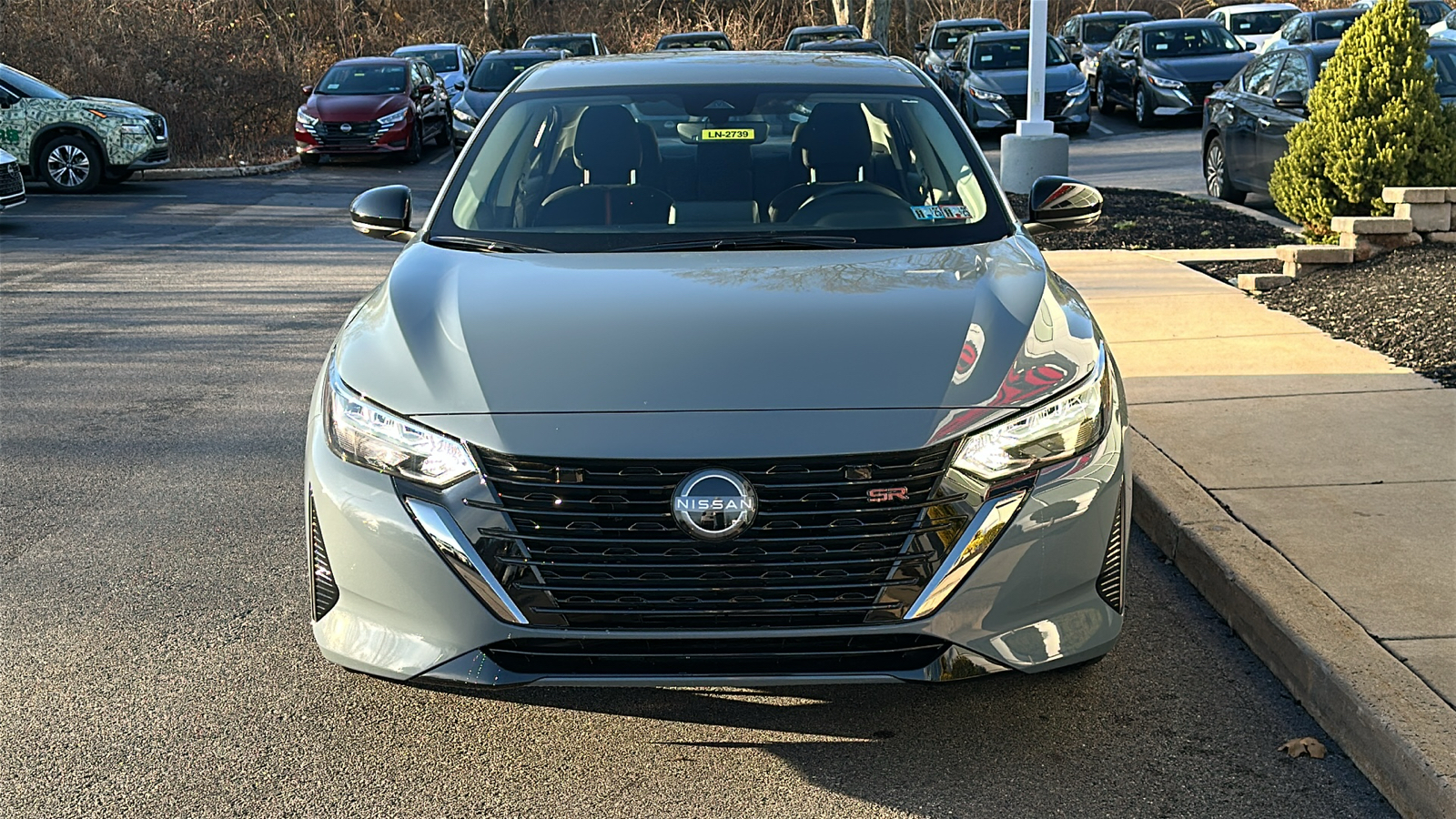 2025 Nissan Sentra SR 3