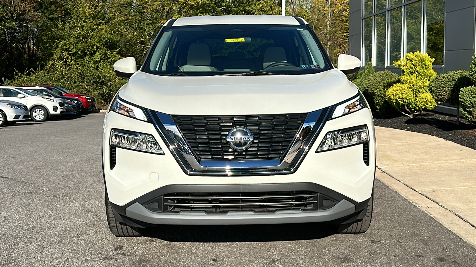 2021 Nissan Rogue SV 3