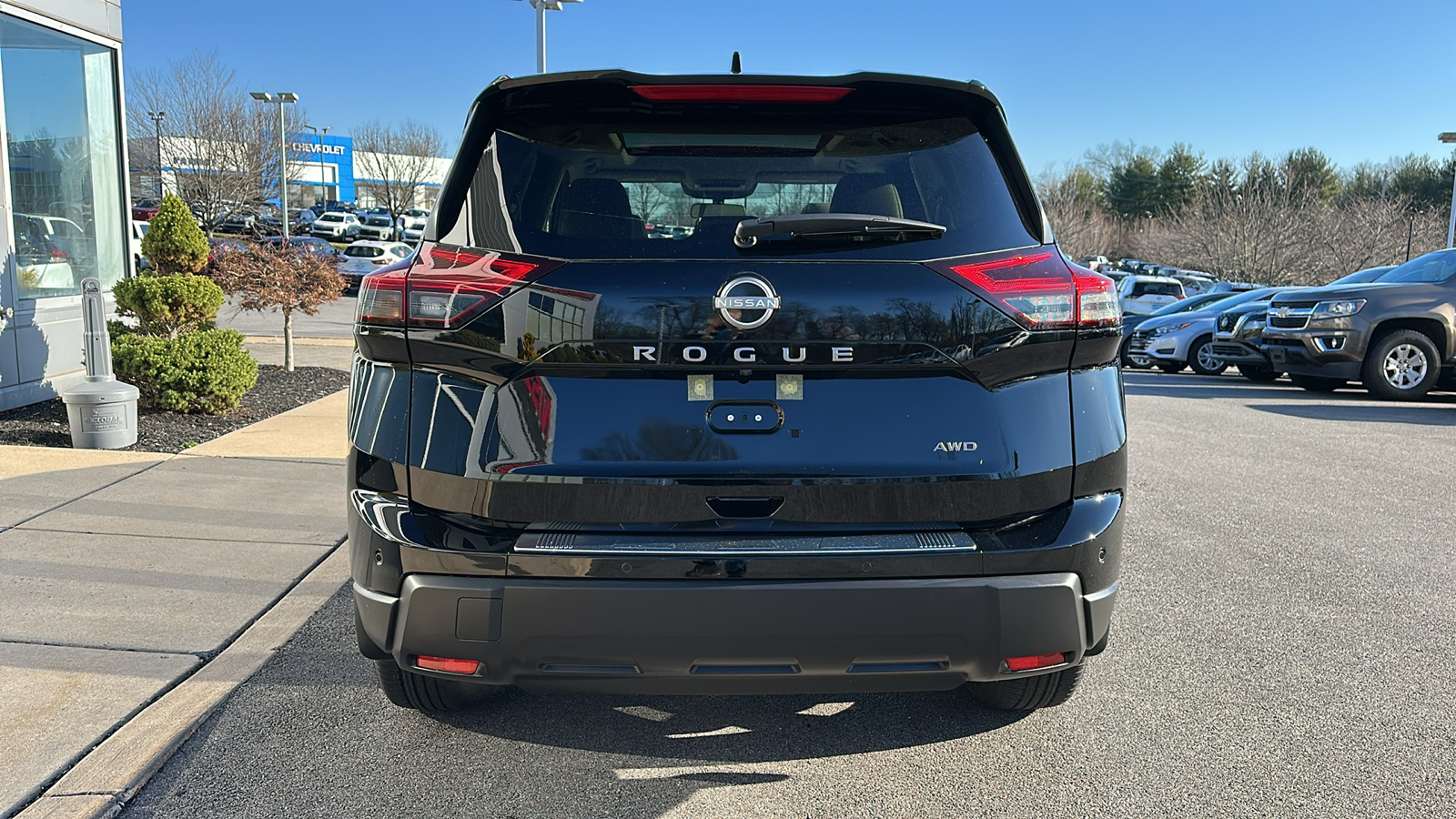 2025 Nissan Rogue SV 4