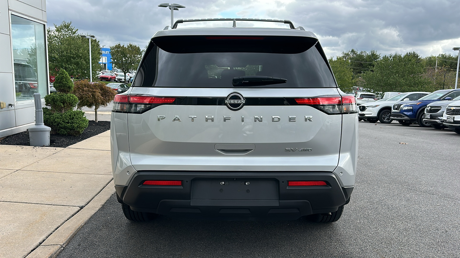 2022 Nissan Pathfinder SV 5