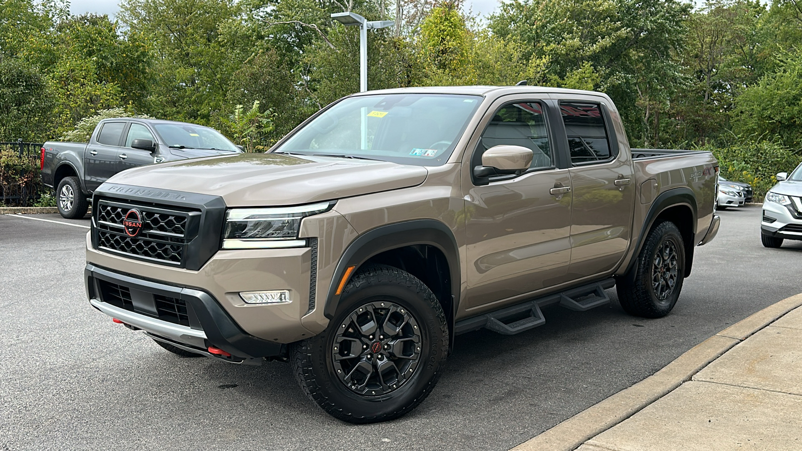 2023 Nissan Frontier PRO-4X 1