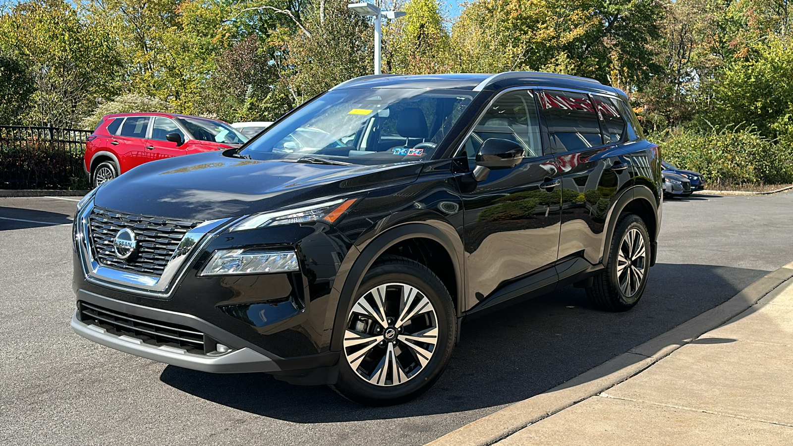 2021 Nissan Rogue SV 1