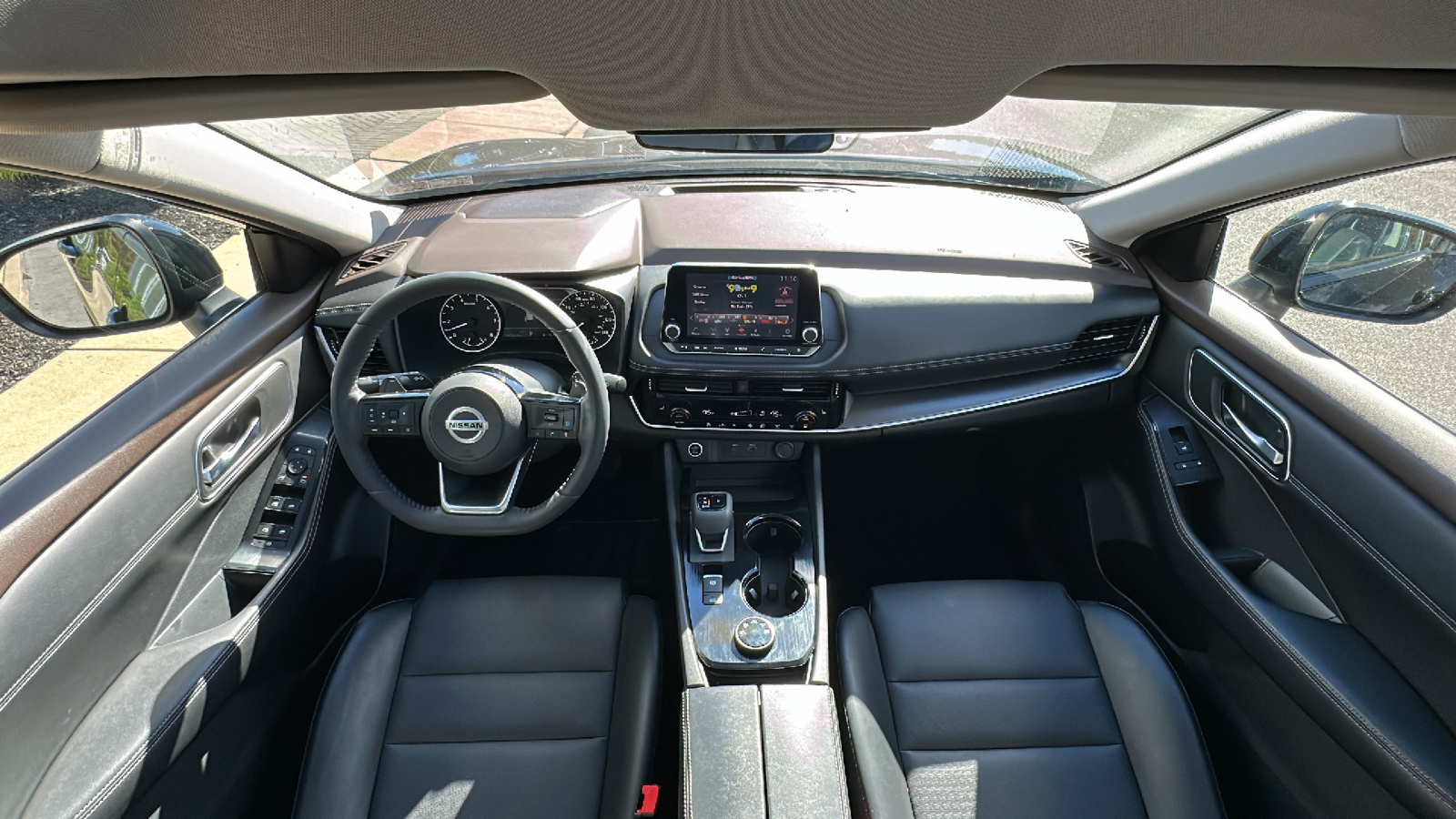 2021 Nissan Rogue SV 26