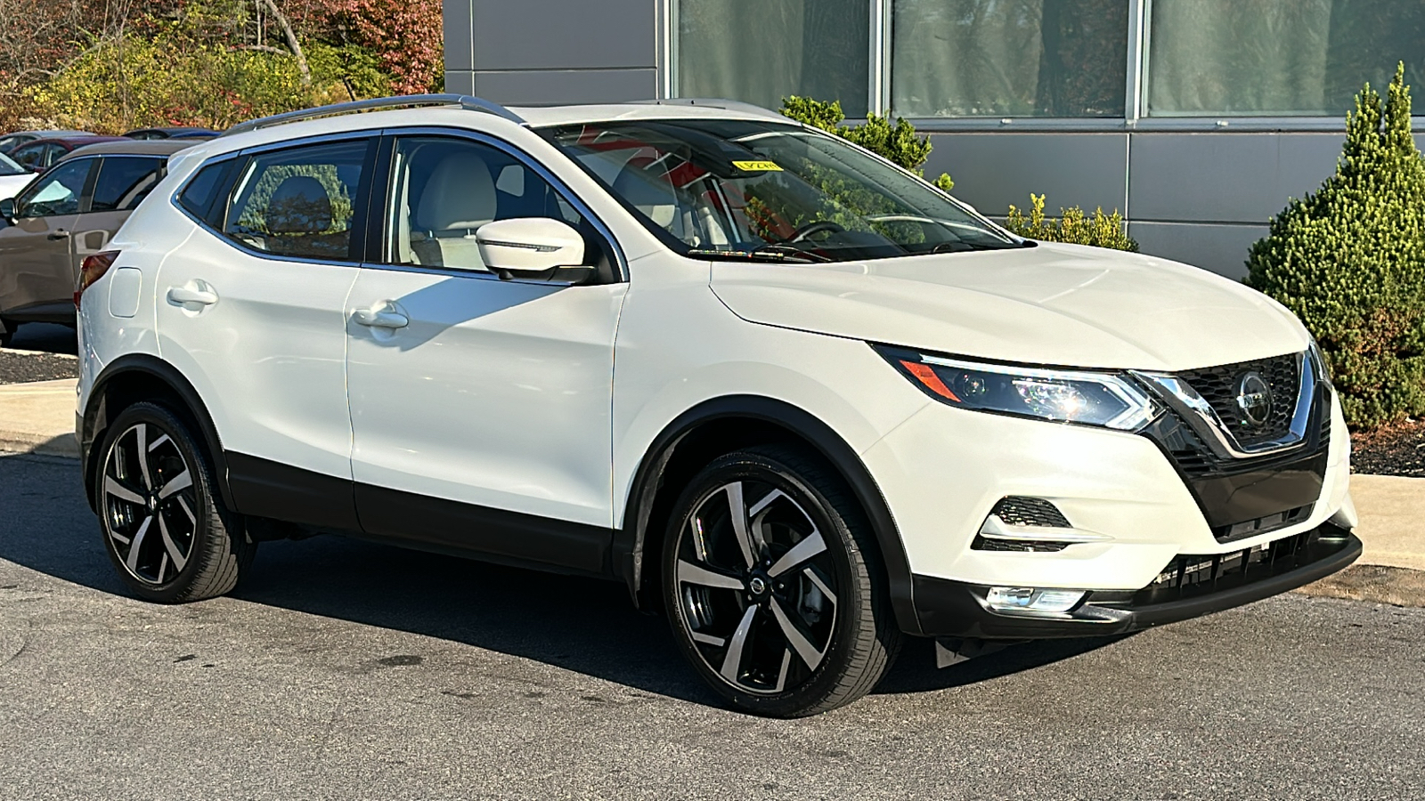 2021 Nissan Rogue Sport SL 2