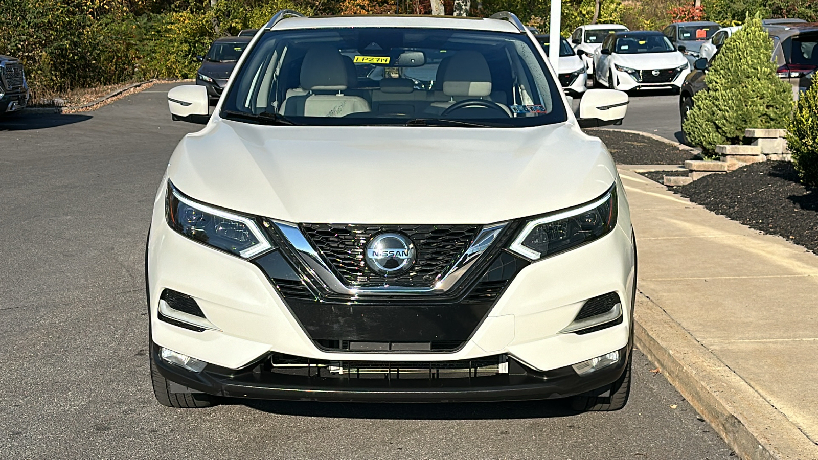 2021 Nissan Rogue Sport SL 3