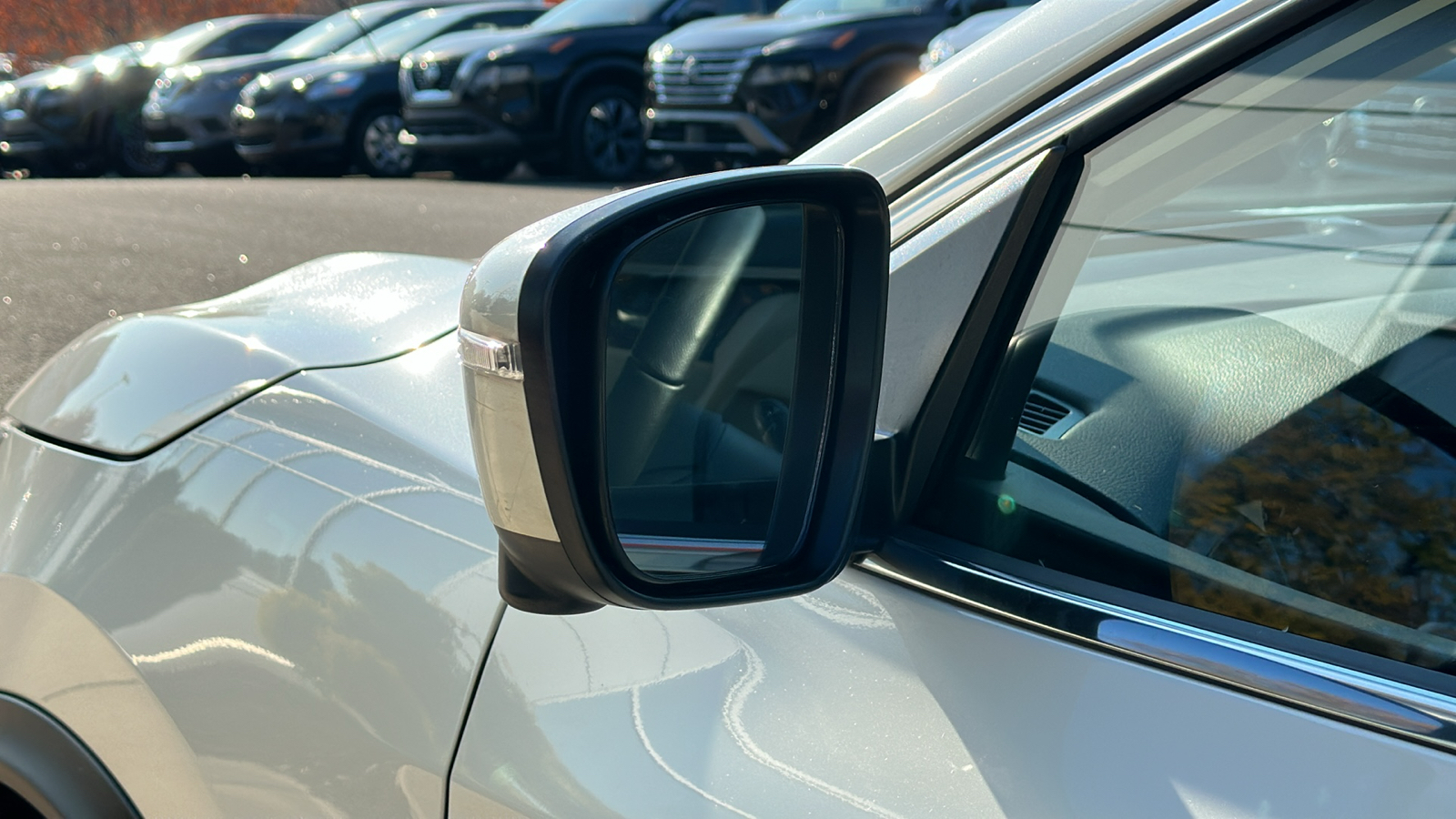 2021 Nissan Rogue Sport SL 12