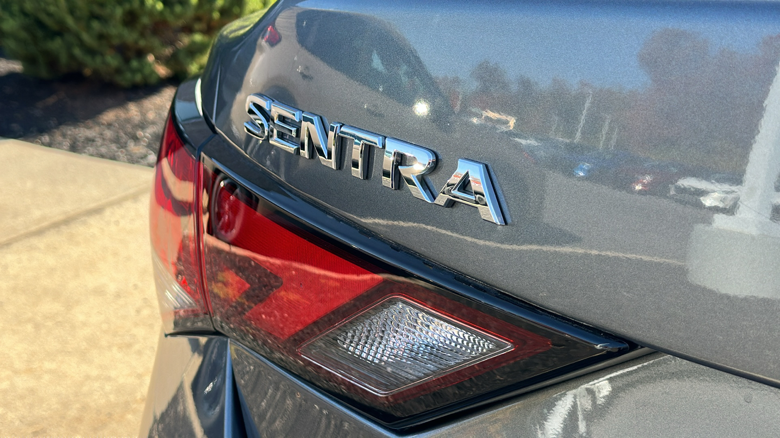 2022 Nissan Sentra SV 10