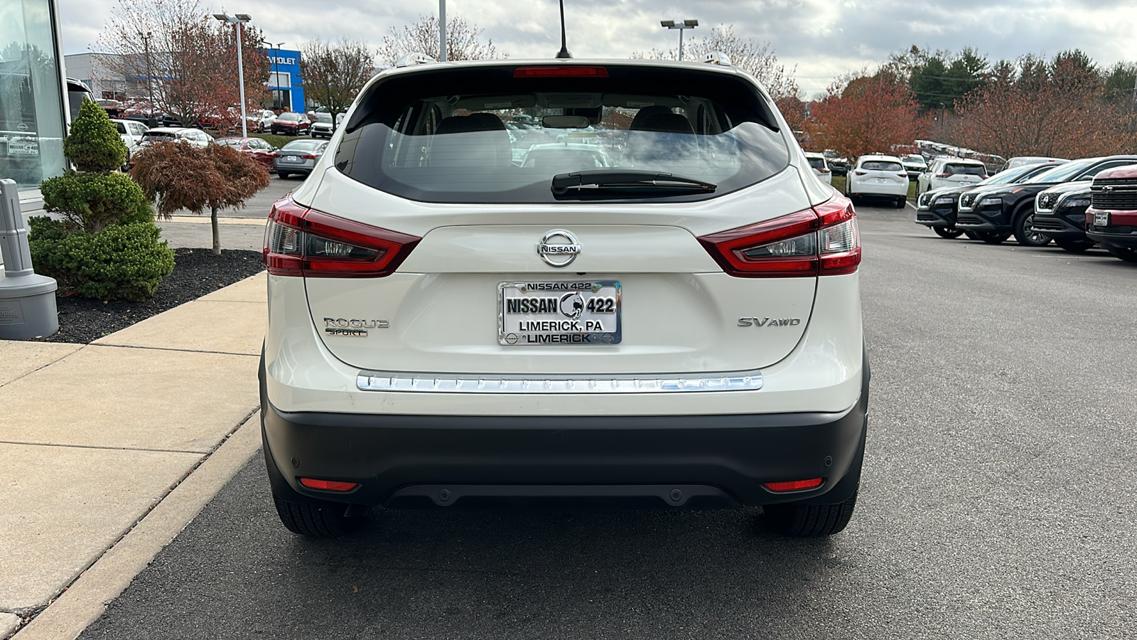 2022 Nissan Rogue Sport SV 6