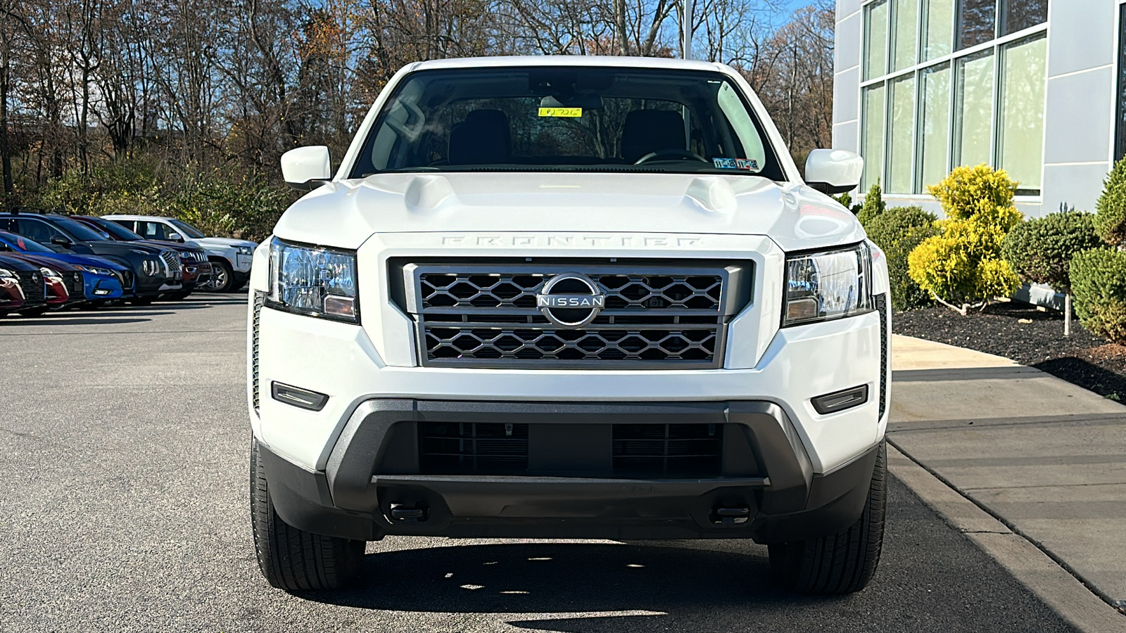 2023 Nissan Frontier SV 3