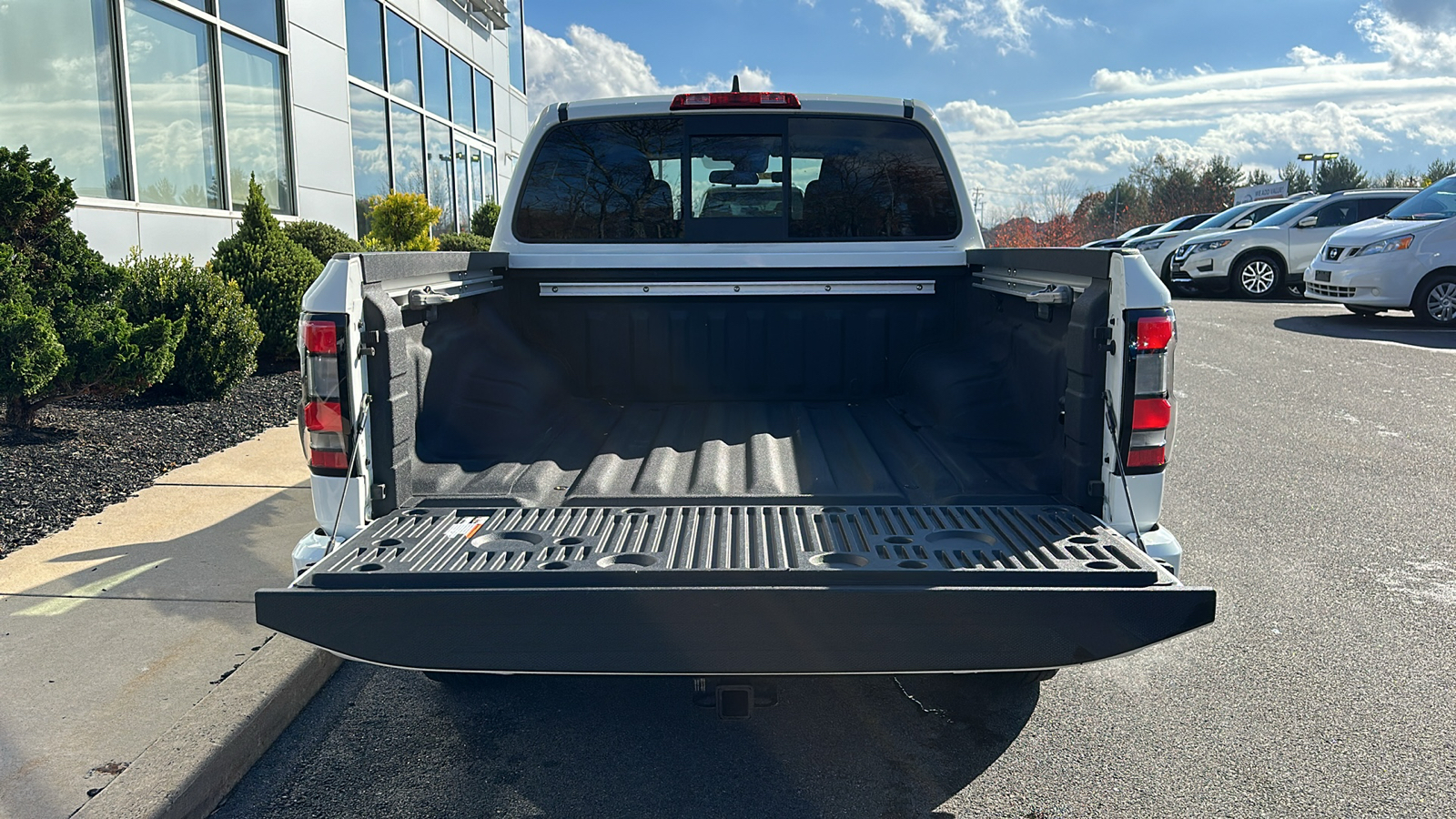 2022 Nissan Frontier SV 7