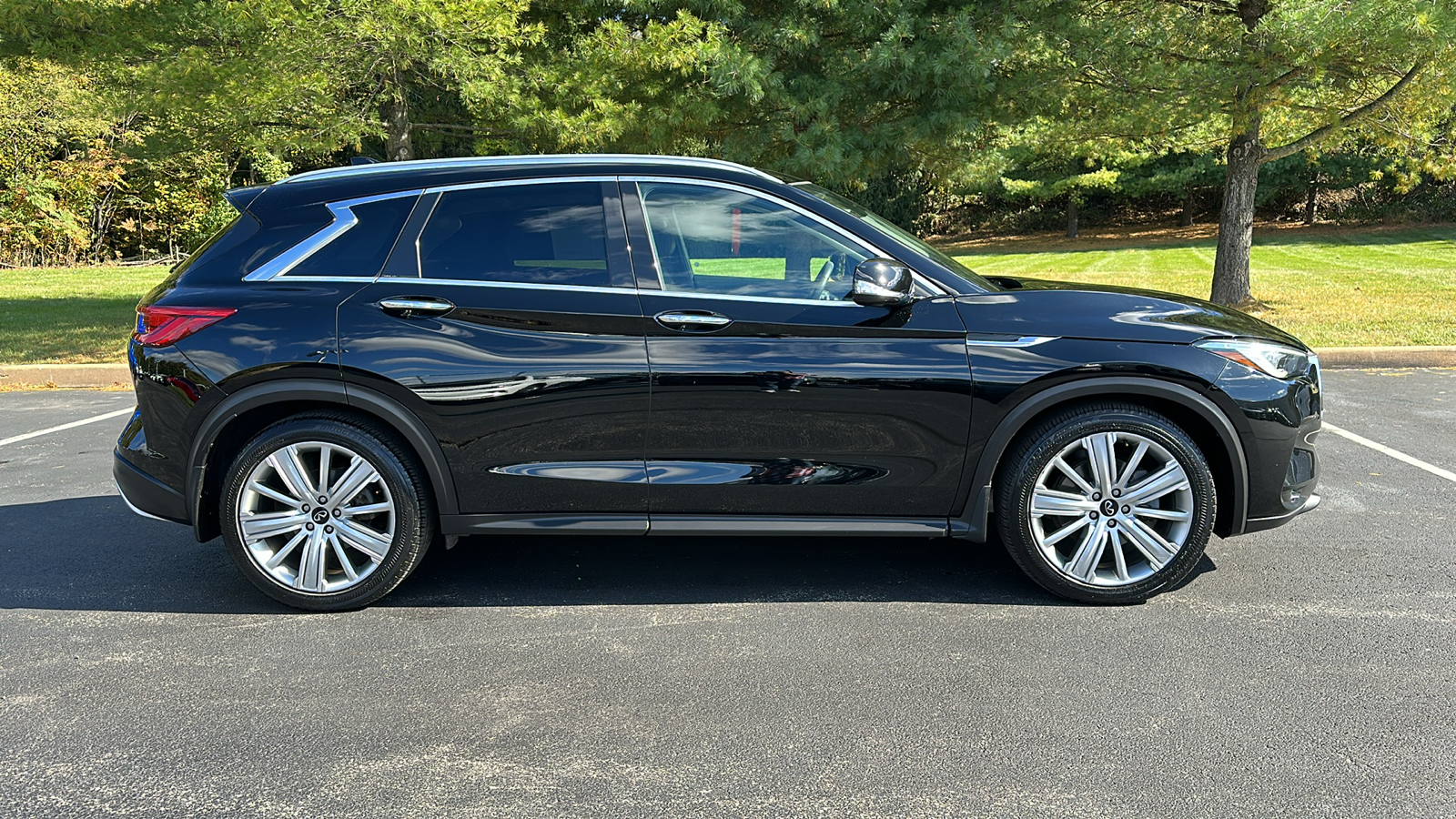 2020 INFINITI QX50 SENSORY 28