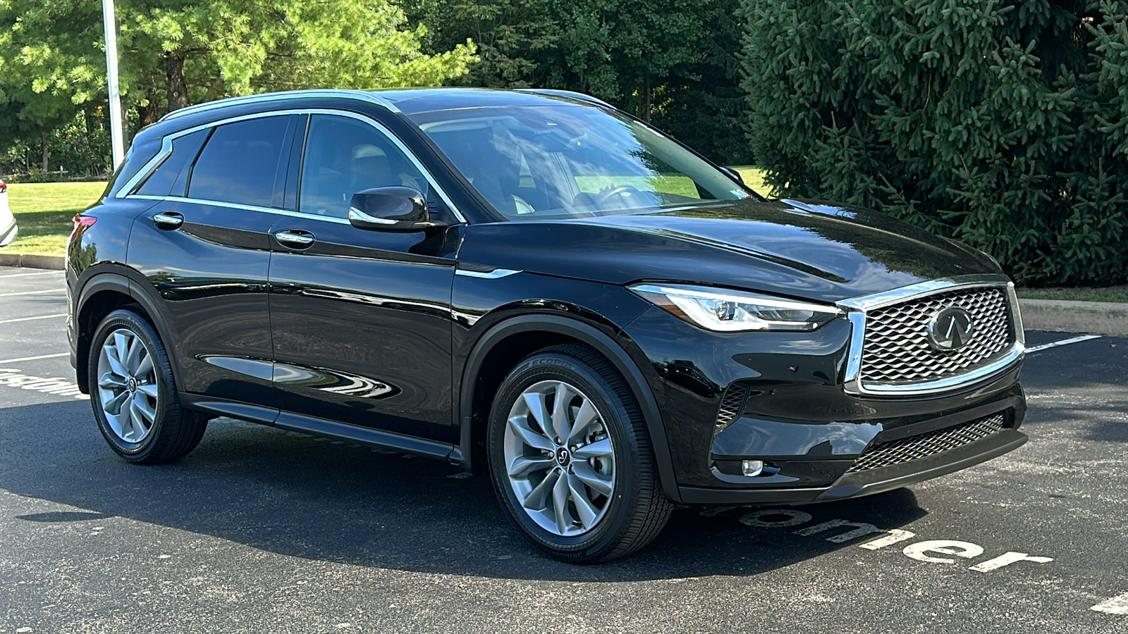 2021 INFINITI QX50 LUXE 2