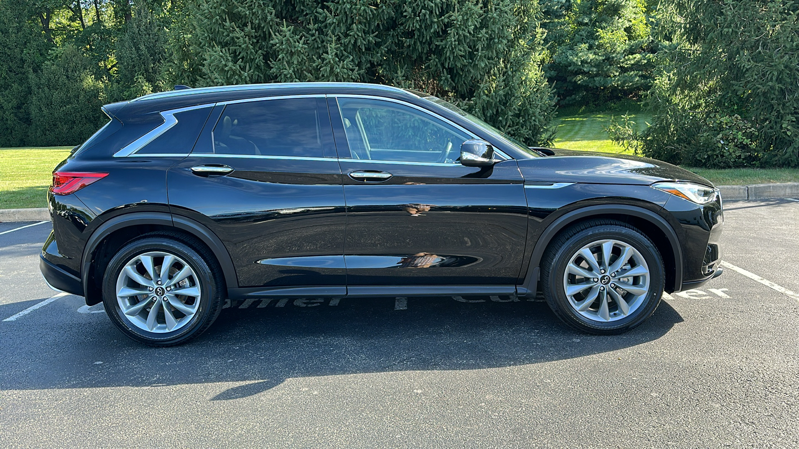 2021 INFINITI QX50 LUXE 28