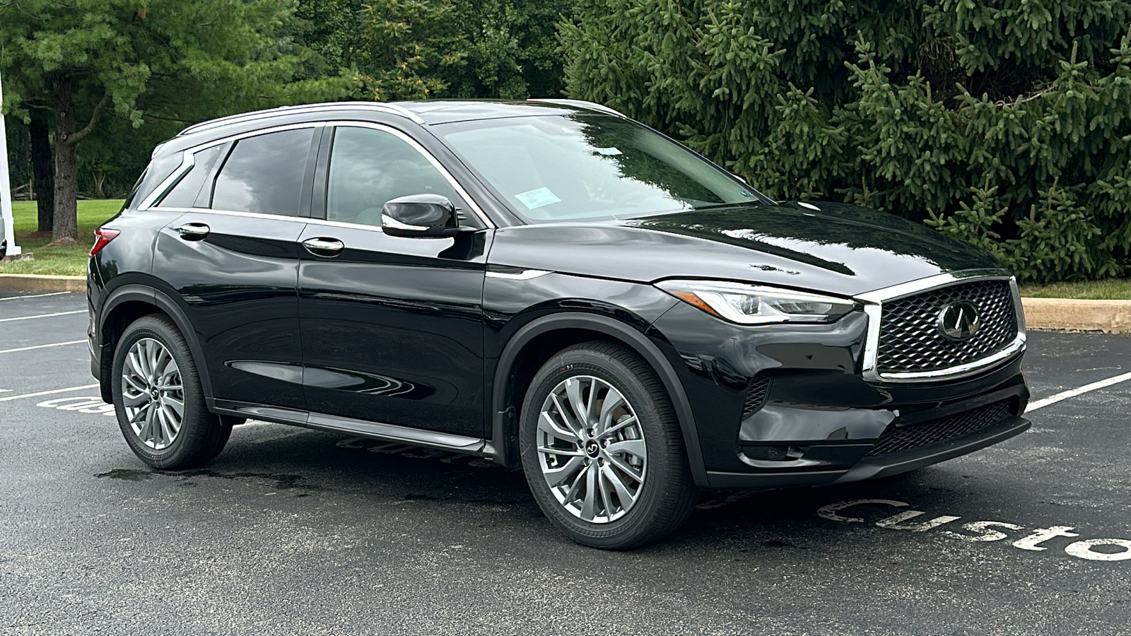 2024 INFINITI QX50 LUXE 2