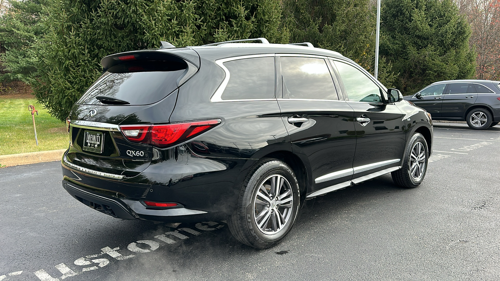 2019 INFINITI QX60 LUXE 8